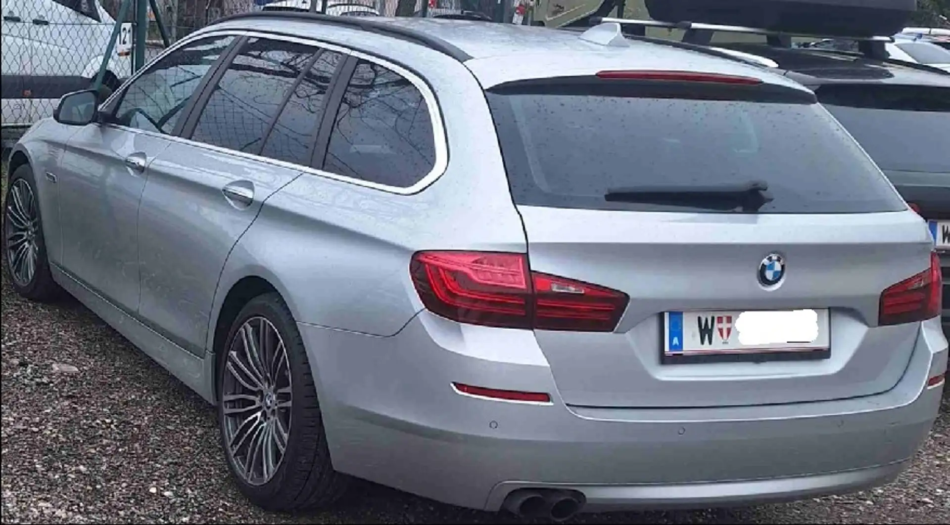 BMW 528 528i xDrive Touring FACELIFT Silber - 2