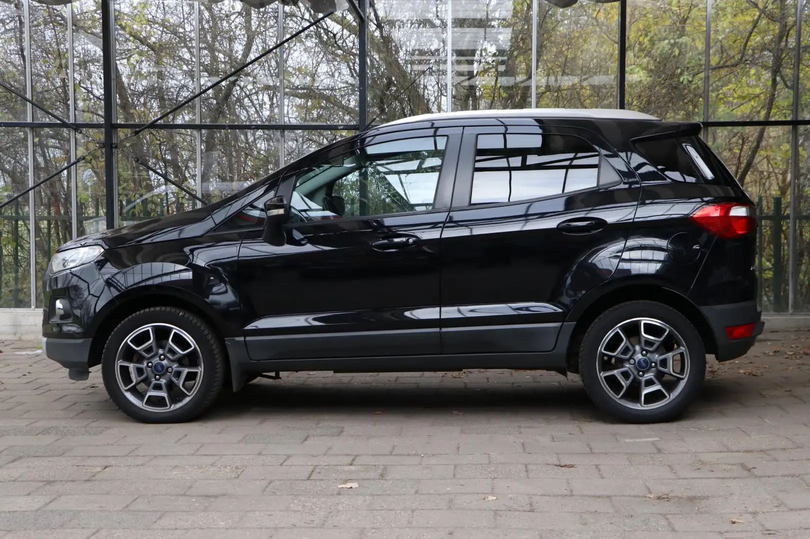 Ford EcoSport 1.5 Ti-VCT Titanium / Automaat / Cruise control/ N Zwart - 2