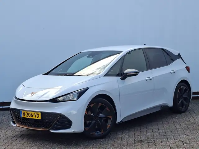 Cupra Born view 10
