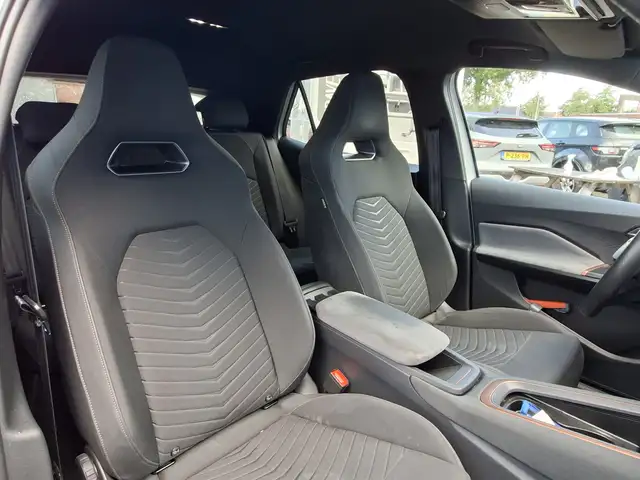 Cupra Born view 14