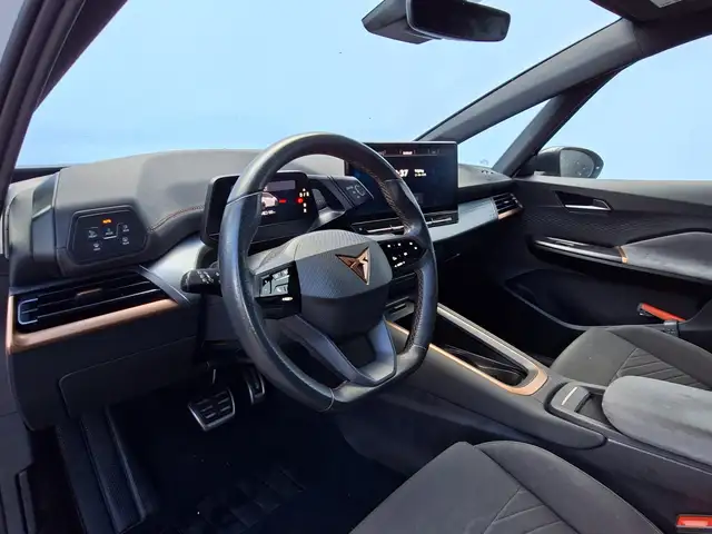 Cupra Born view 3