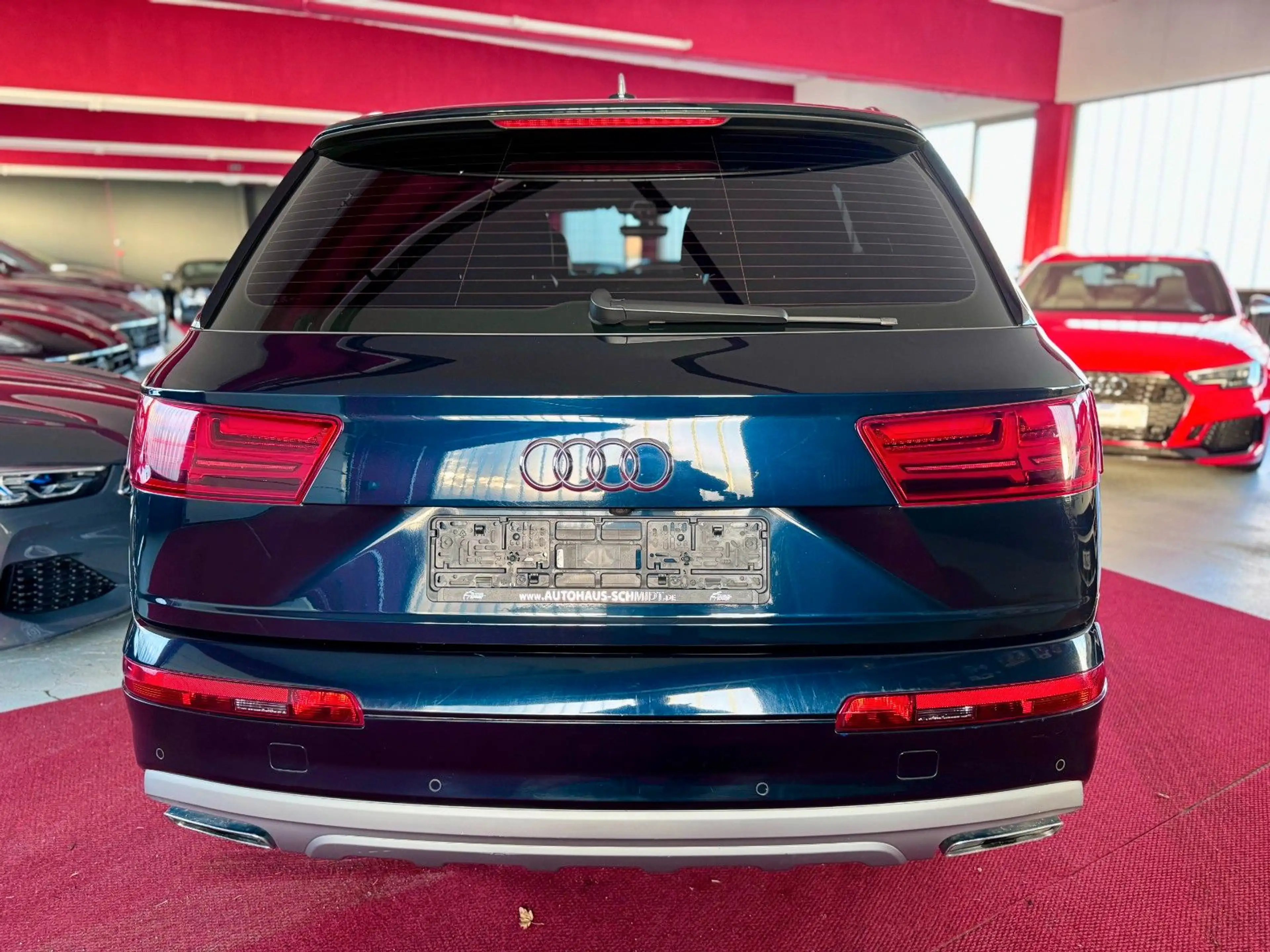 Audi Q7 3x S Line Luft Virtual 7 Sitze FondTV Pano 21 — photo 8