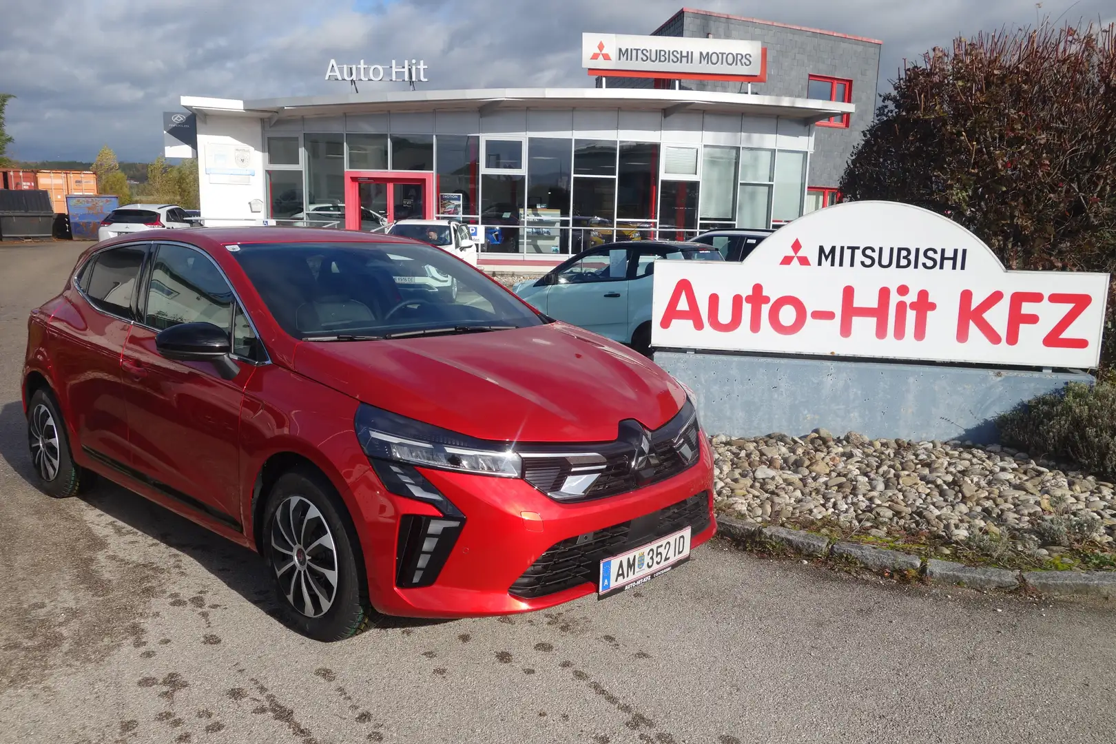 Mitsubishi Colt 1,0 MPI-T Intense ***Winterräder gratis*** Rot - 1