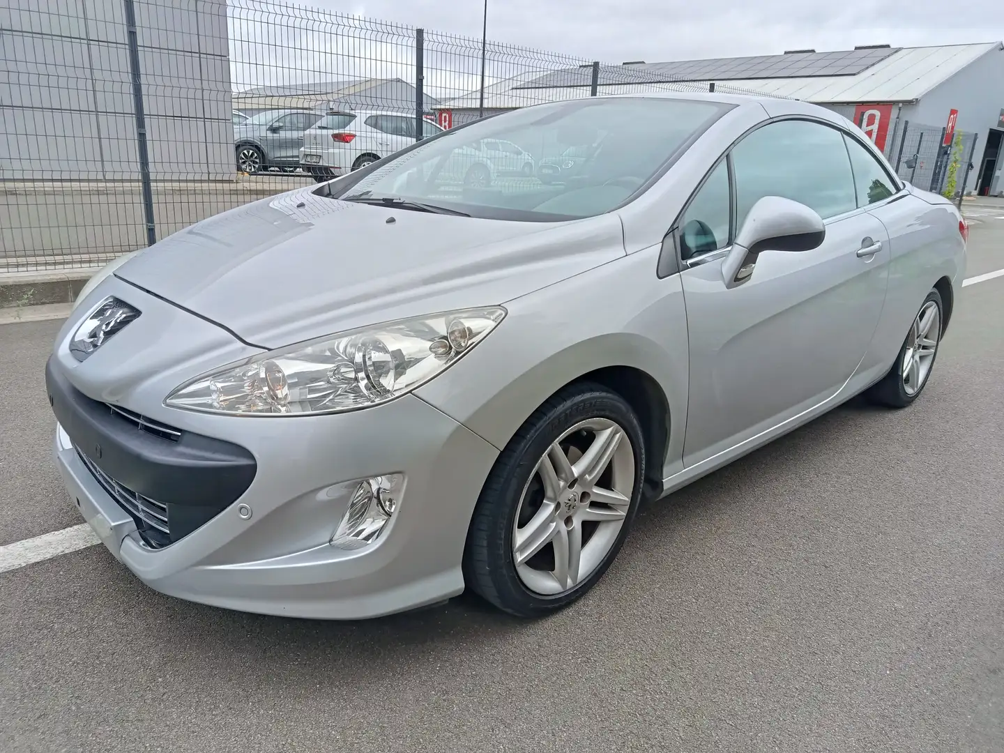 Peugeot 308 308 CC 1.6 e-HDi Sport Pack STT Šedá - 1