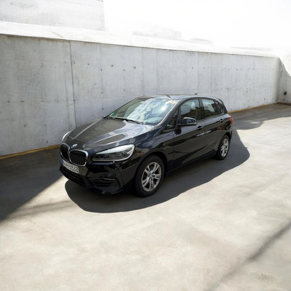 BMW 220 2 Active Tourer 1. Hand | Leder | Navi | PDC