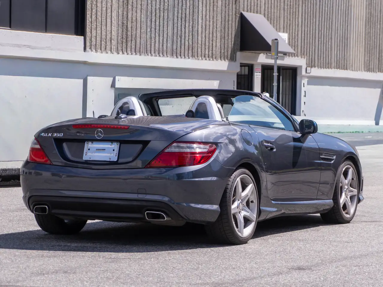 Mercedes-Benz SLK снимка Mercedes-Benz SLK