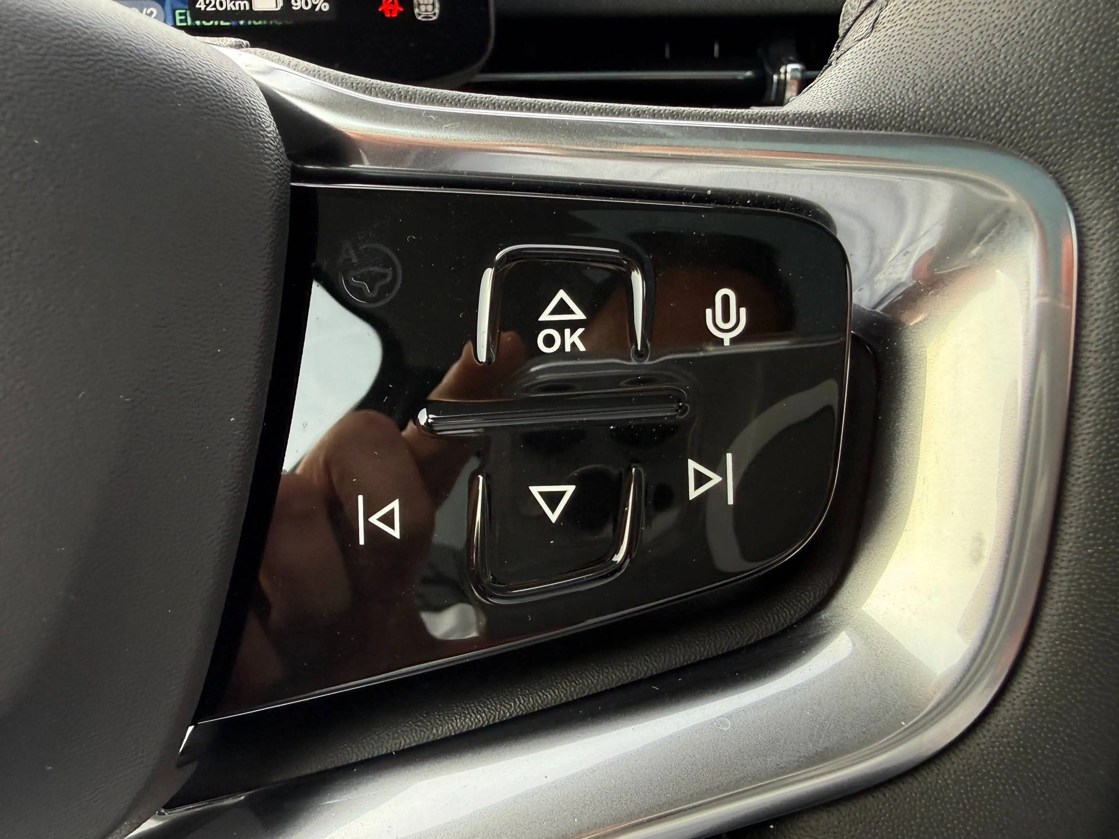Volvo EX90 Twin Motor AWD Plus Executive — photo 15