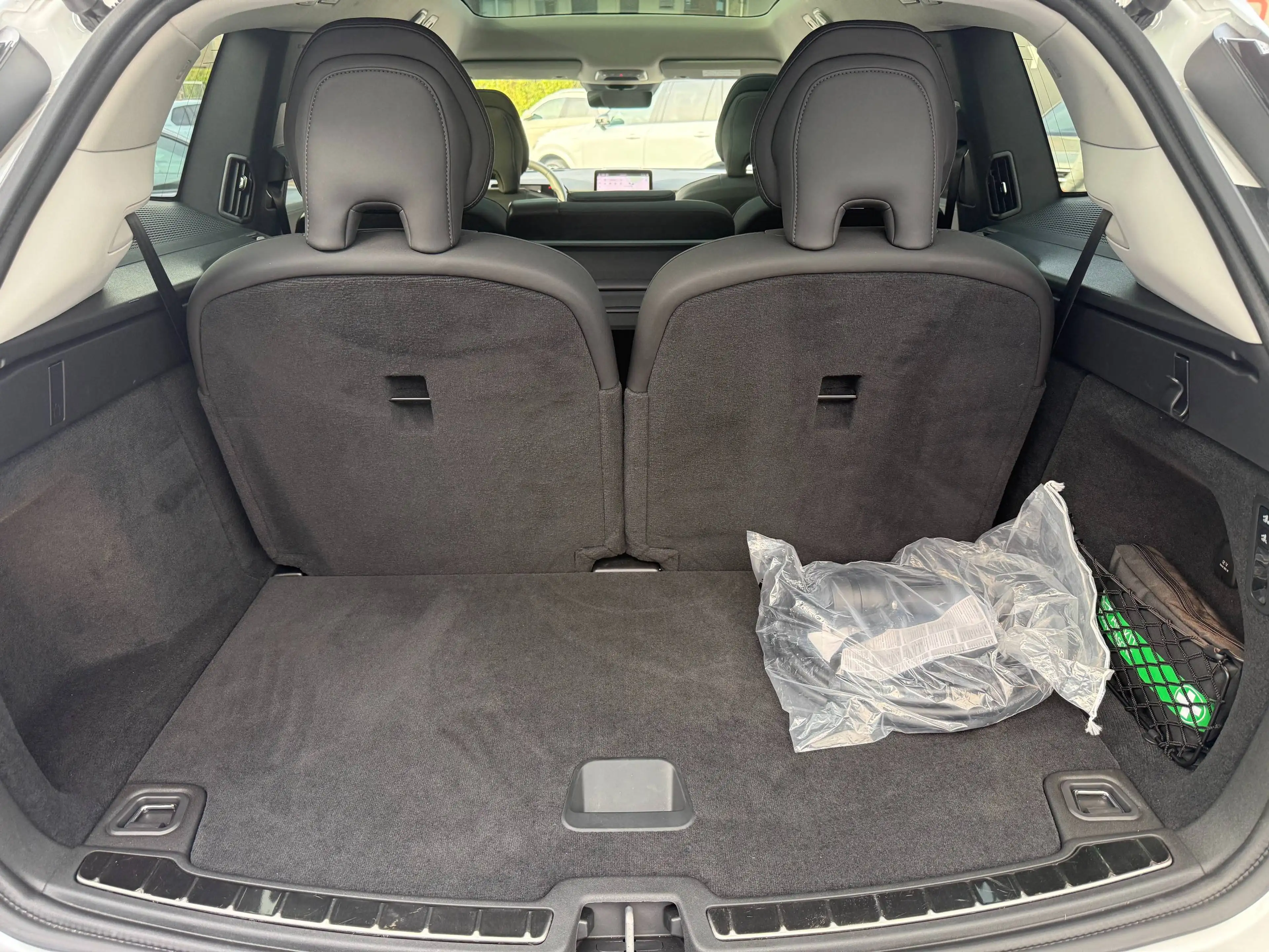 Volvo EX90 Twin Motor AWD Plus Executive — photo 9
