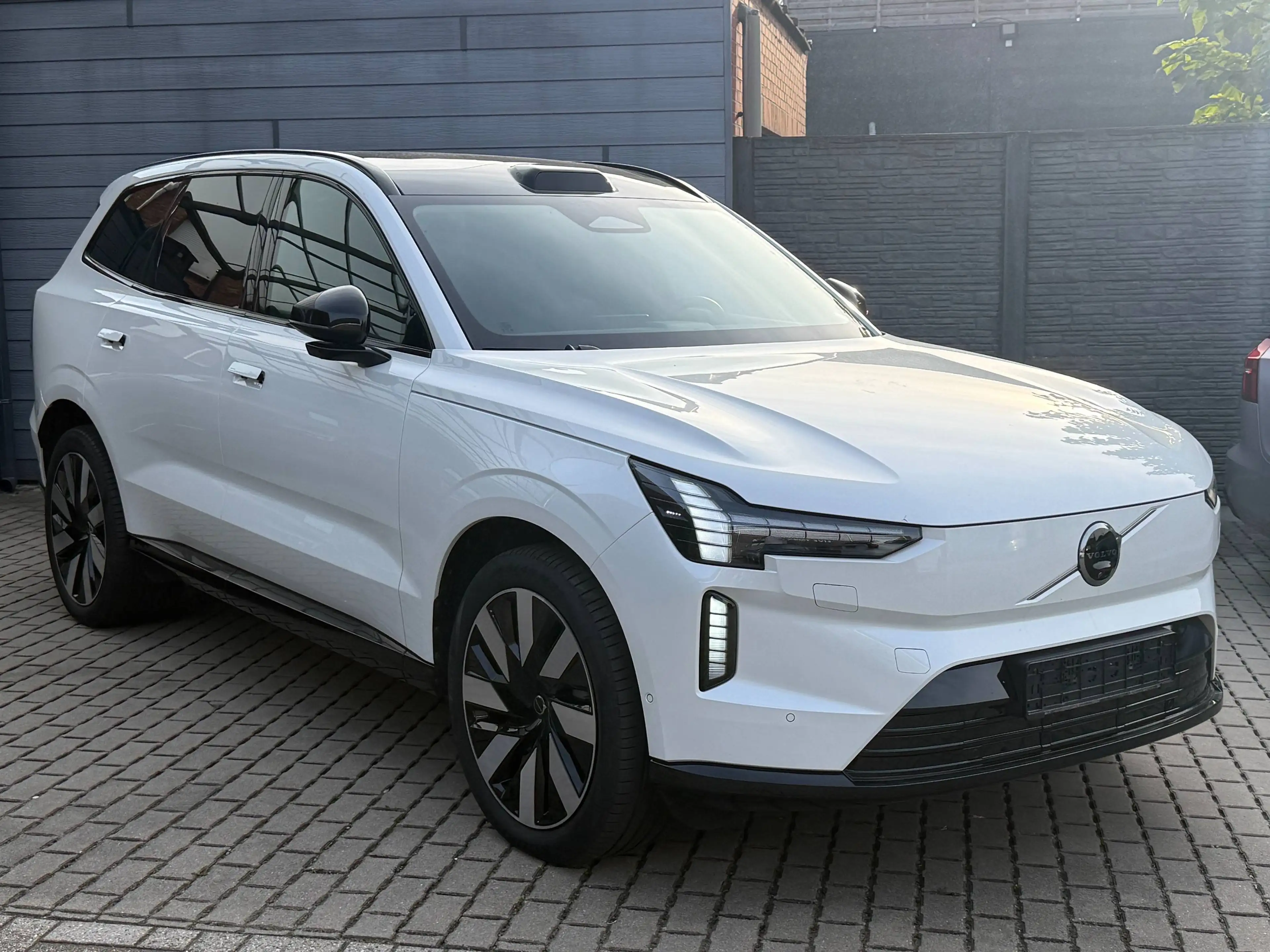 Volvo EX90 Twin Motor AWD Plus Executive