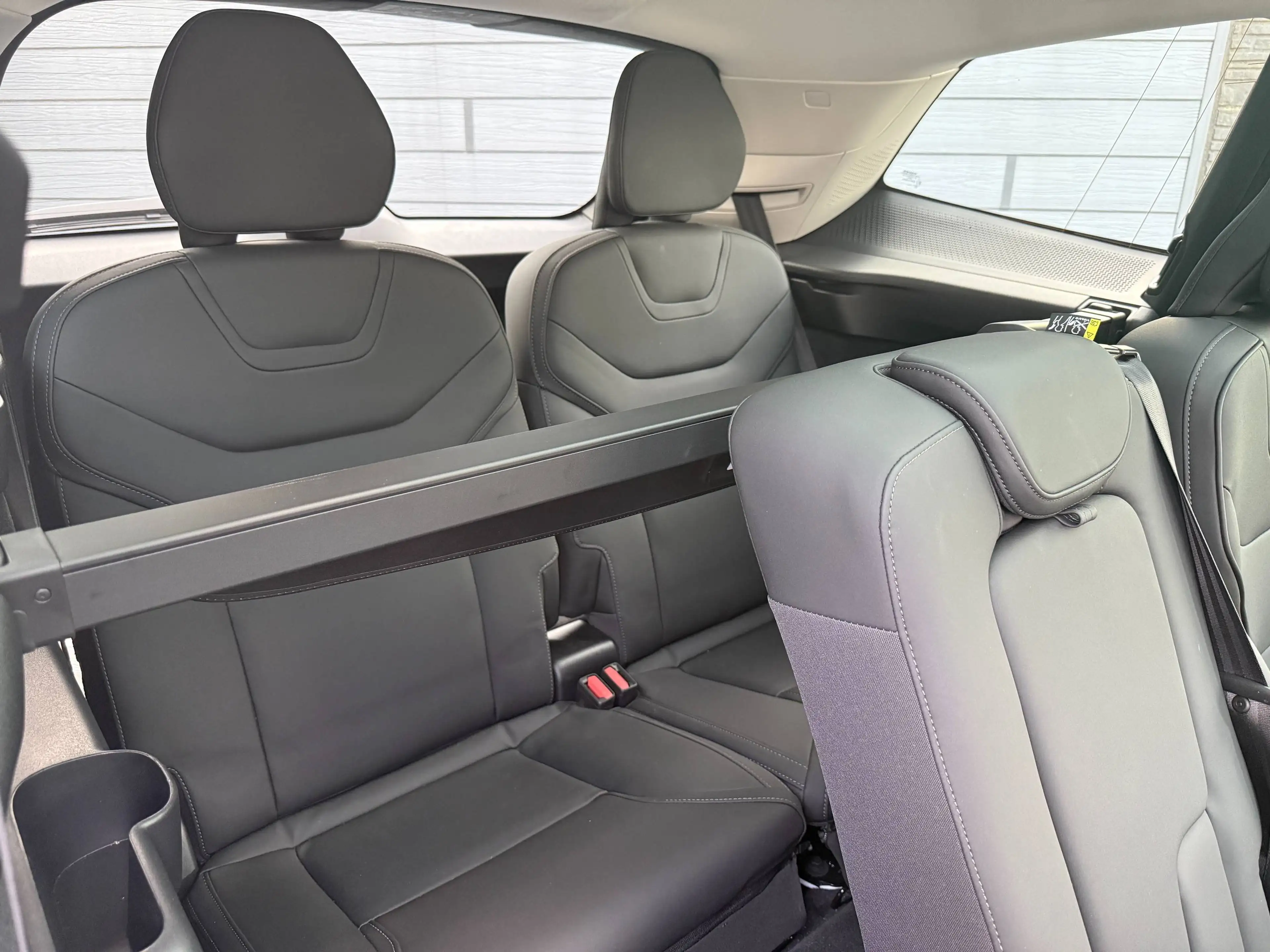 Volvo EX90 Twin Motor AWD Plus Executive — photo 8