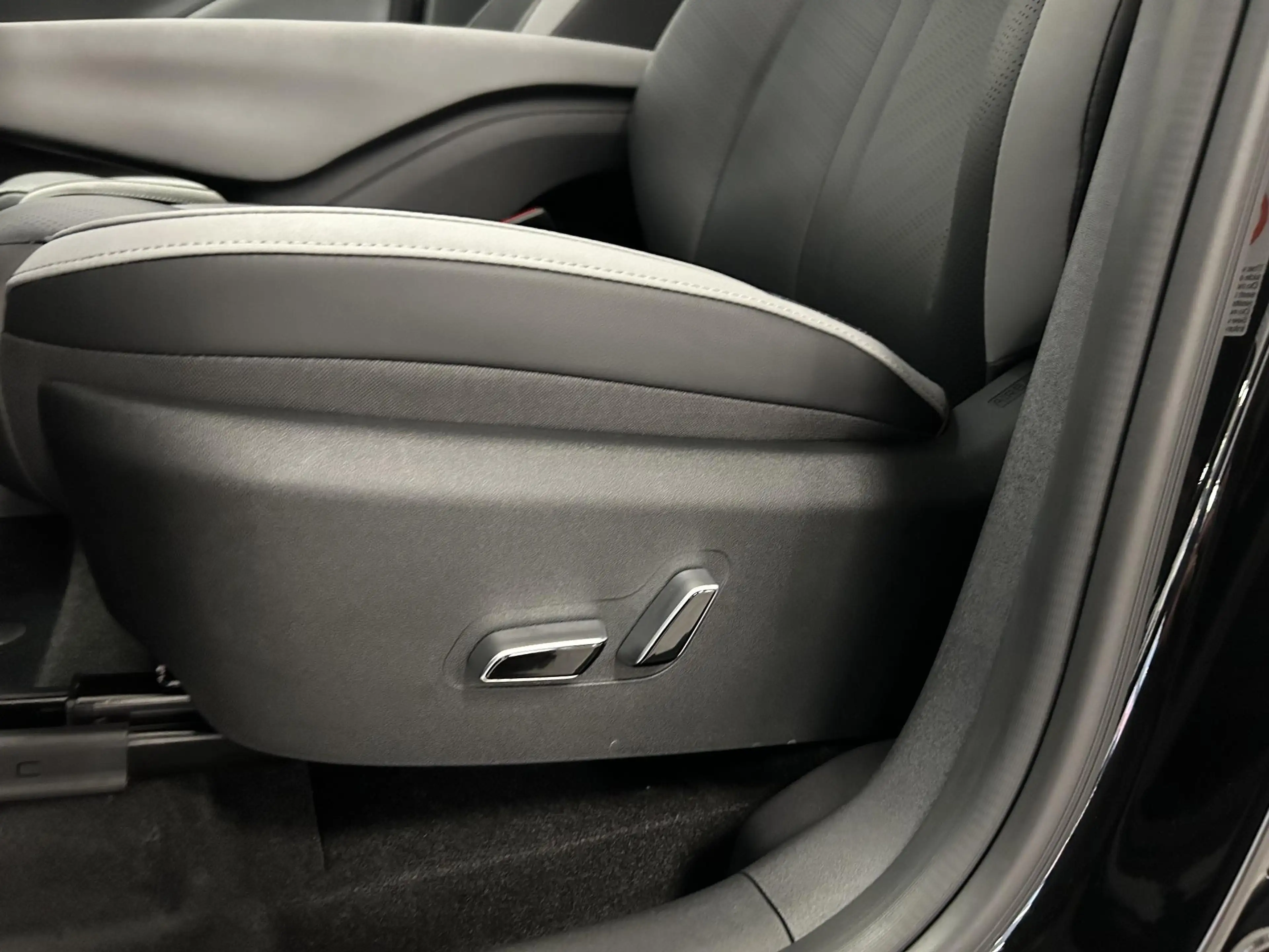 BYD Dolphin Surf Boost 43 kWh | NAVI | CAMERA | ADAPTIVE CRUISE | P — photo 28