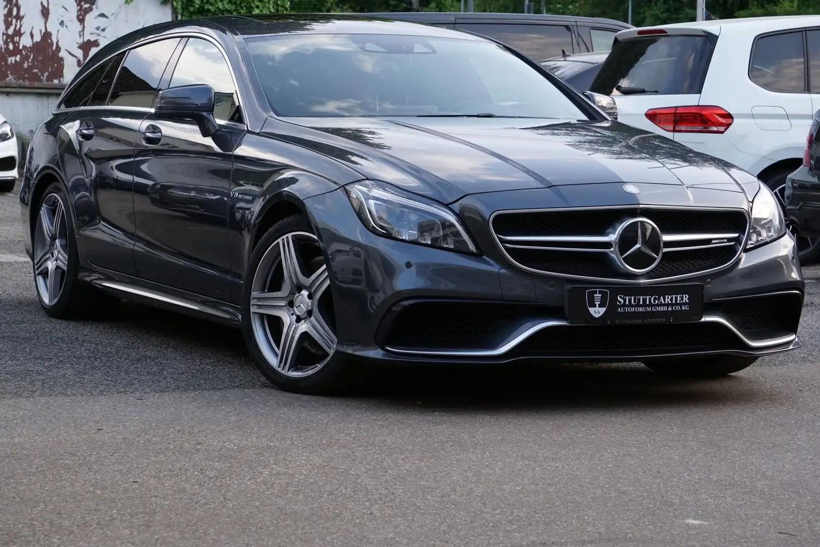 Mercedes-Benz CLS 63 AMG SB 4M Leder Distronic KEYLES Exklusiv Grey - 1