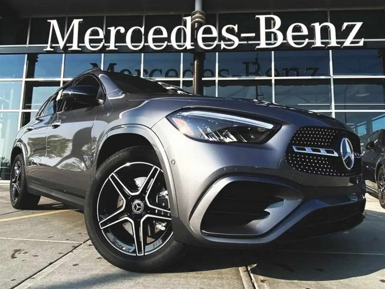 Mercedes-Benz GLA fotografie Mercedes-Benz GLA