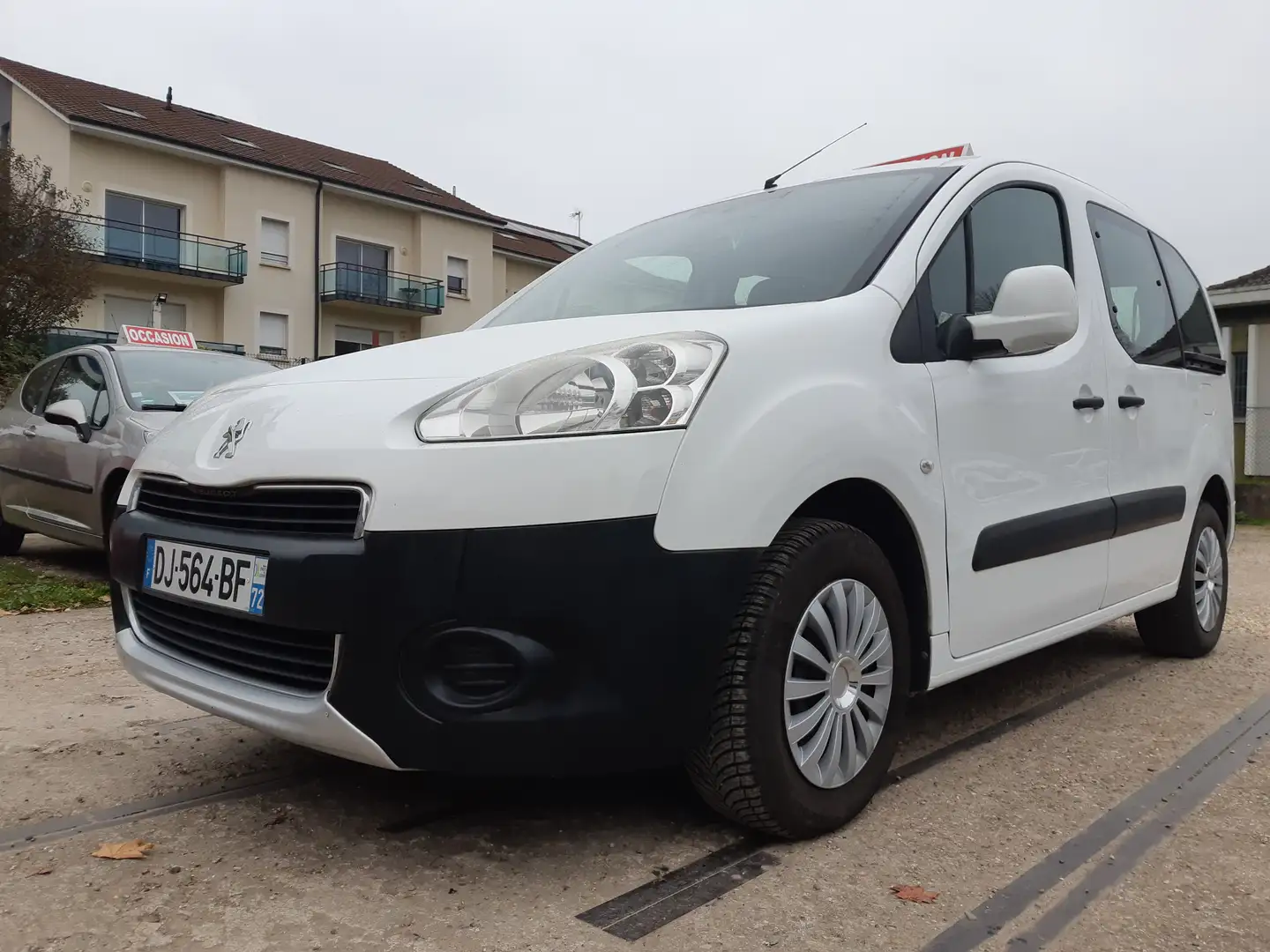 Peugeot Partner Partner Tepee 1.6 HDi FAP 92ch Style Beyaz - 1