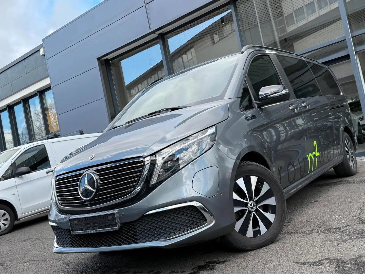 Mercedes-Benz EQV 300 -Klasse EQV 300 extralang Grau - 1