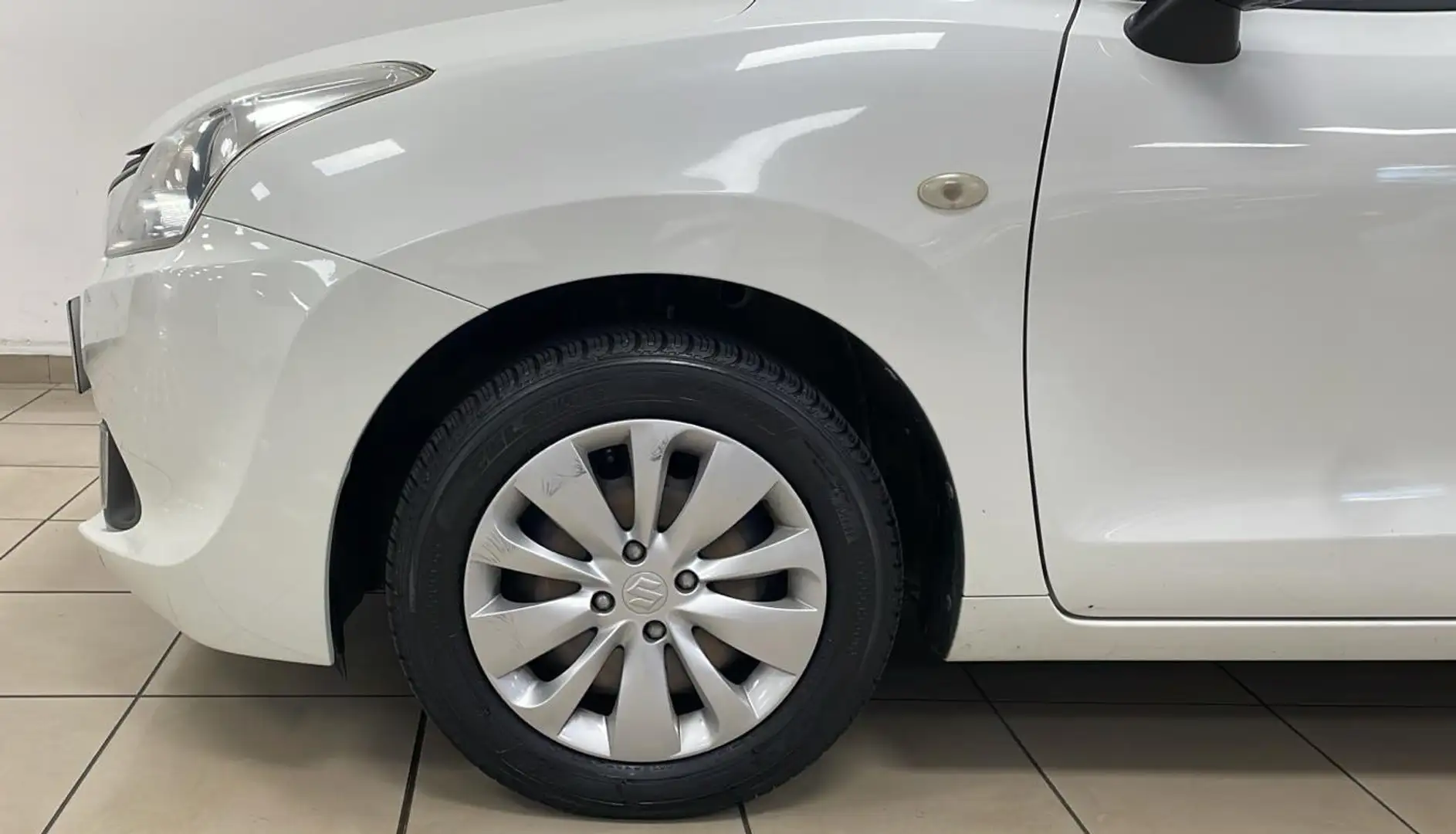 Suzuki Baleno Baleno 1.2 VVT Dualjet B-Cool Bianco - 2