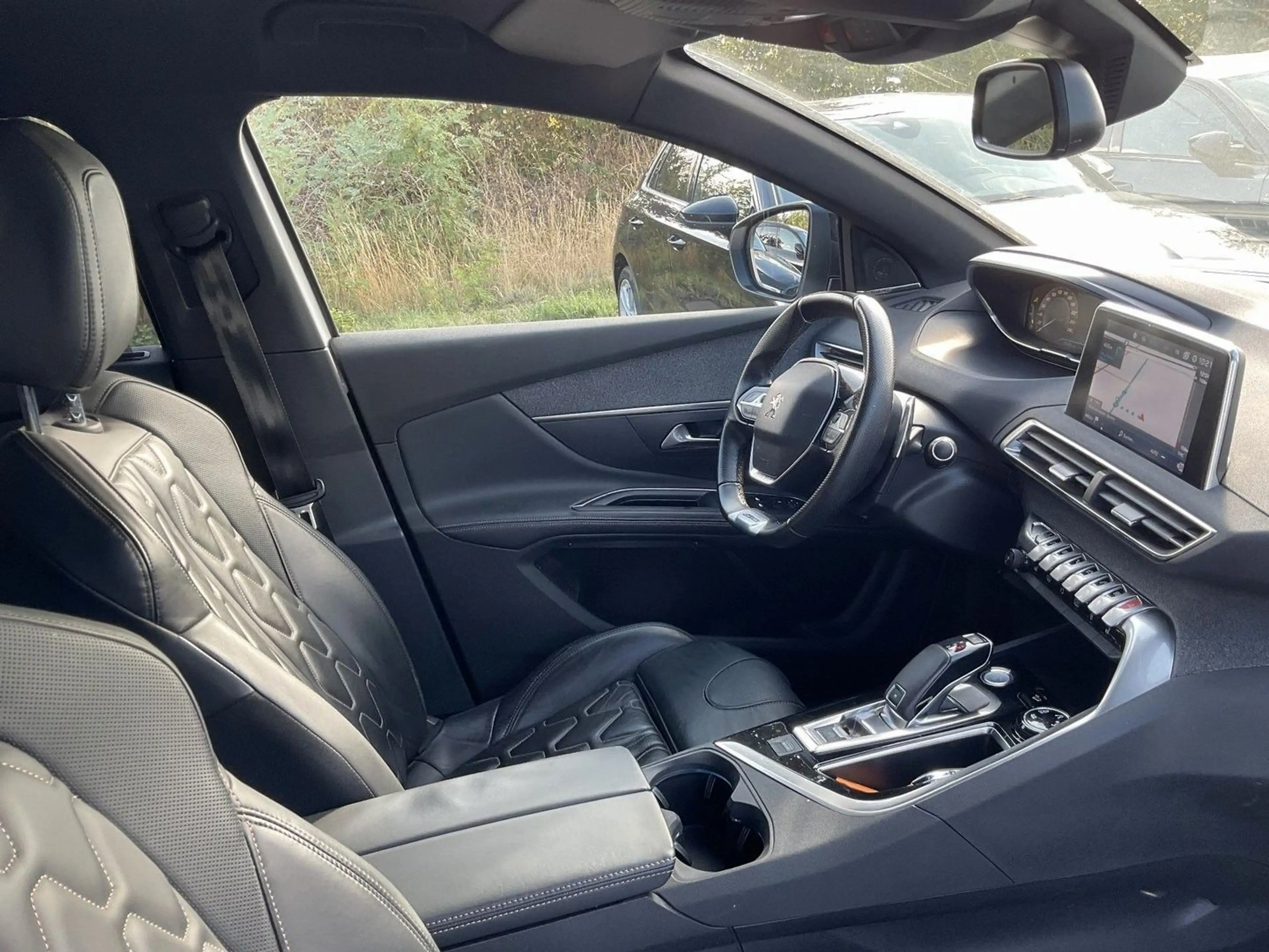Peugeot 5008 Allure"GT-Line"7Sitzer"Sound Focal"LED-Sche — photo 10