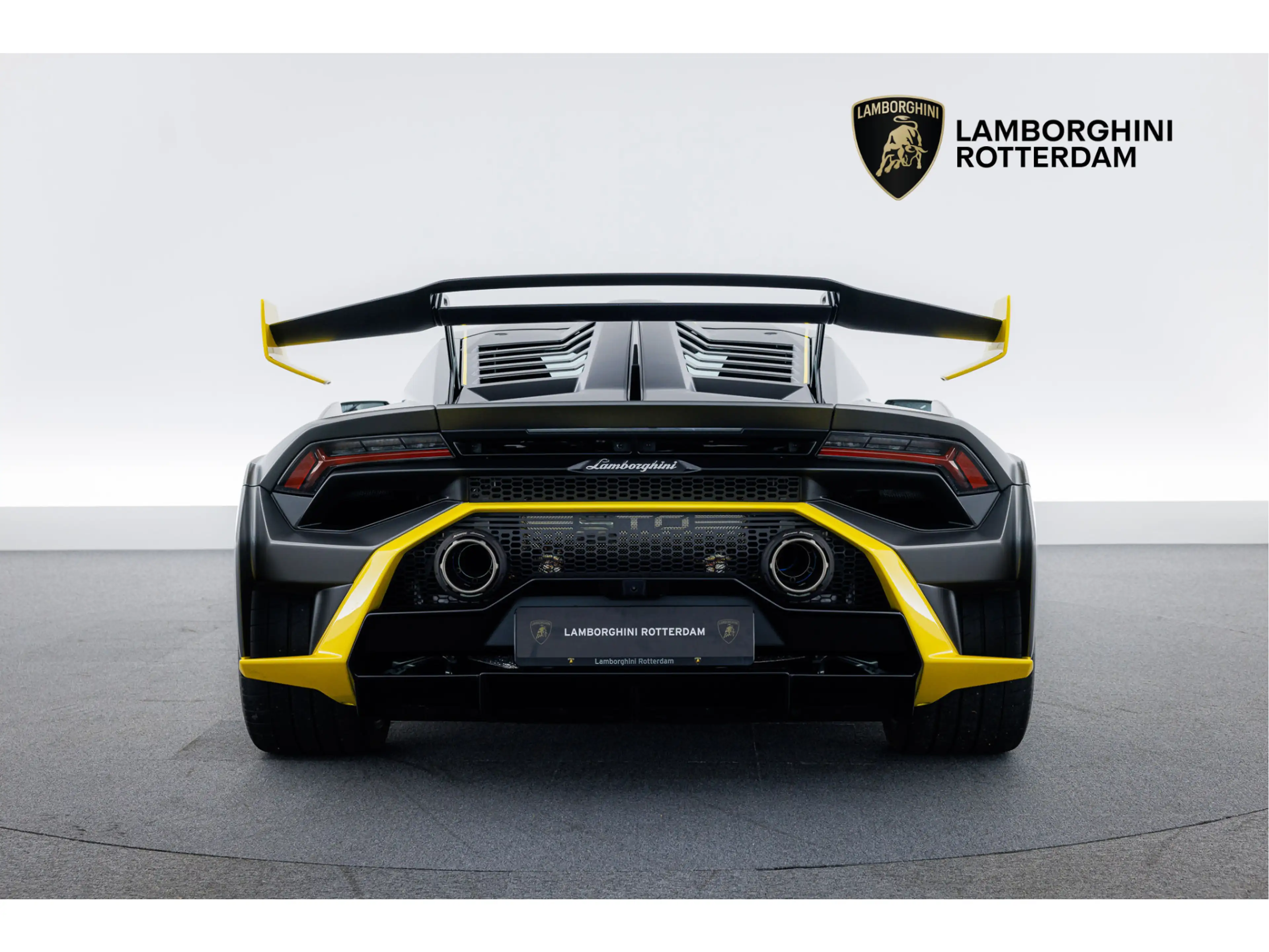 Lamborghini Huracán STO | MY22 | Akrapovic | Xpel Full Coverage — photo 4