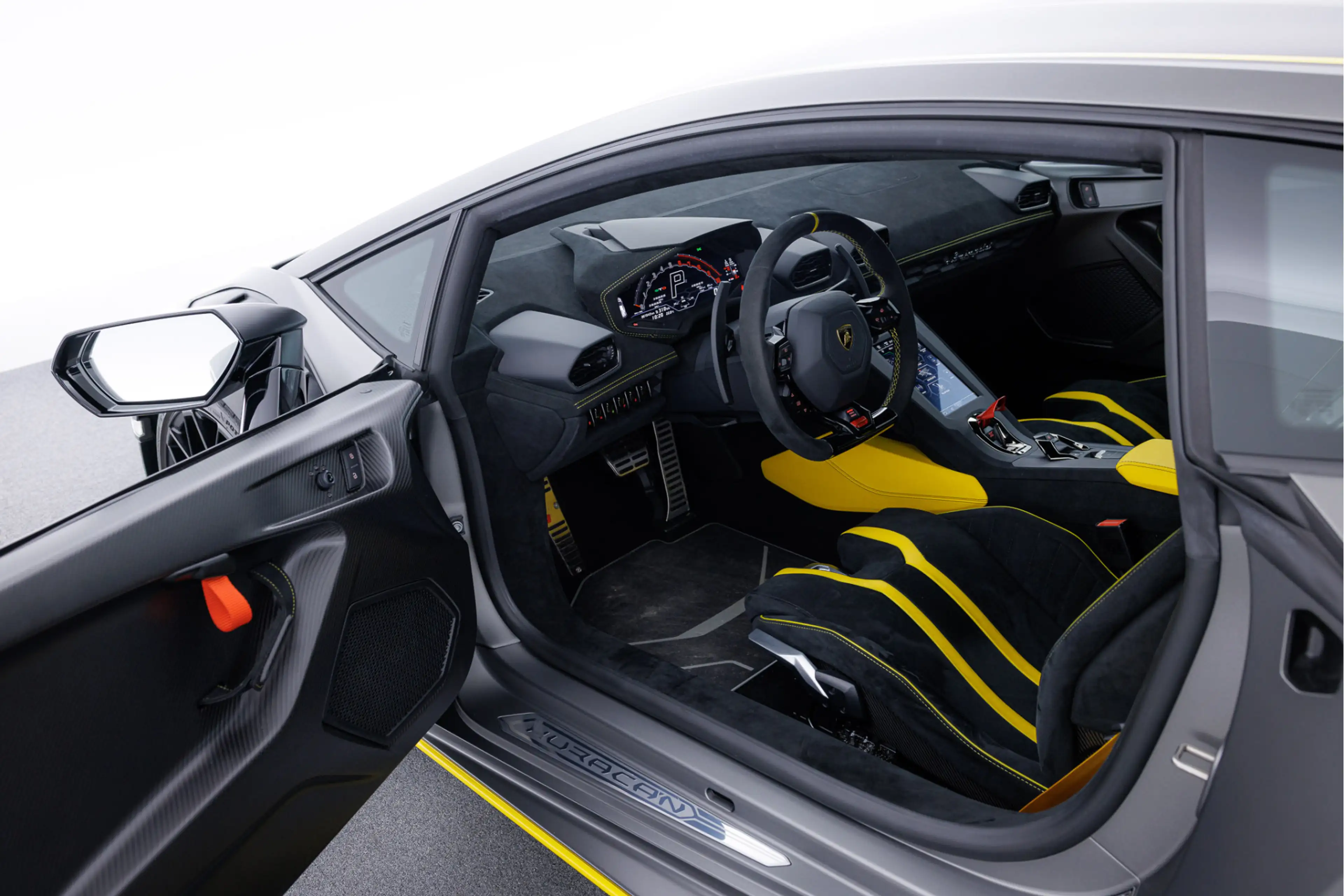 Lamborghini Huracán STO | MY22 | Akrapovic | Xpel Full Coverage — photo 7