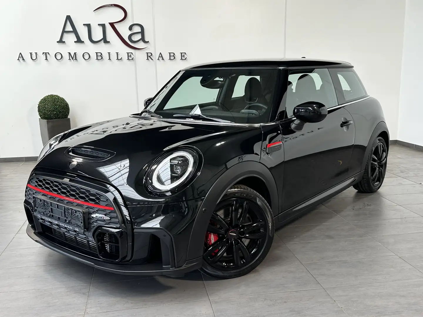 MINI John Cooper Works Sport-Aut. NAV+LED+KAM+ACC+VC Schwarz - 2