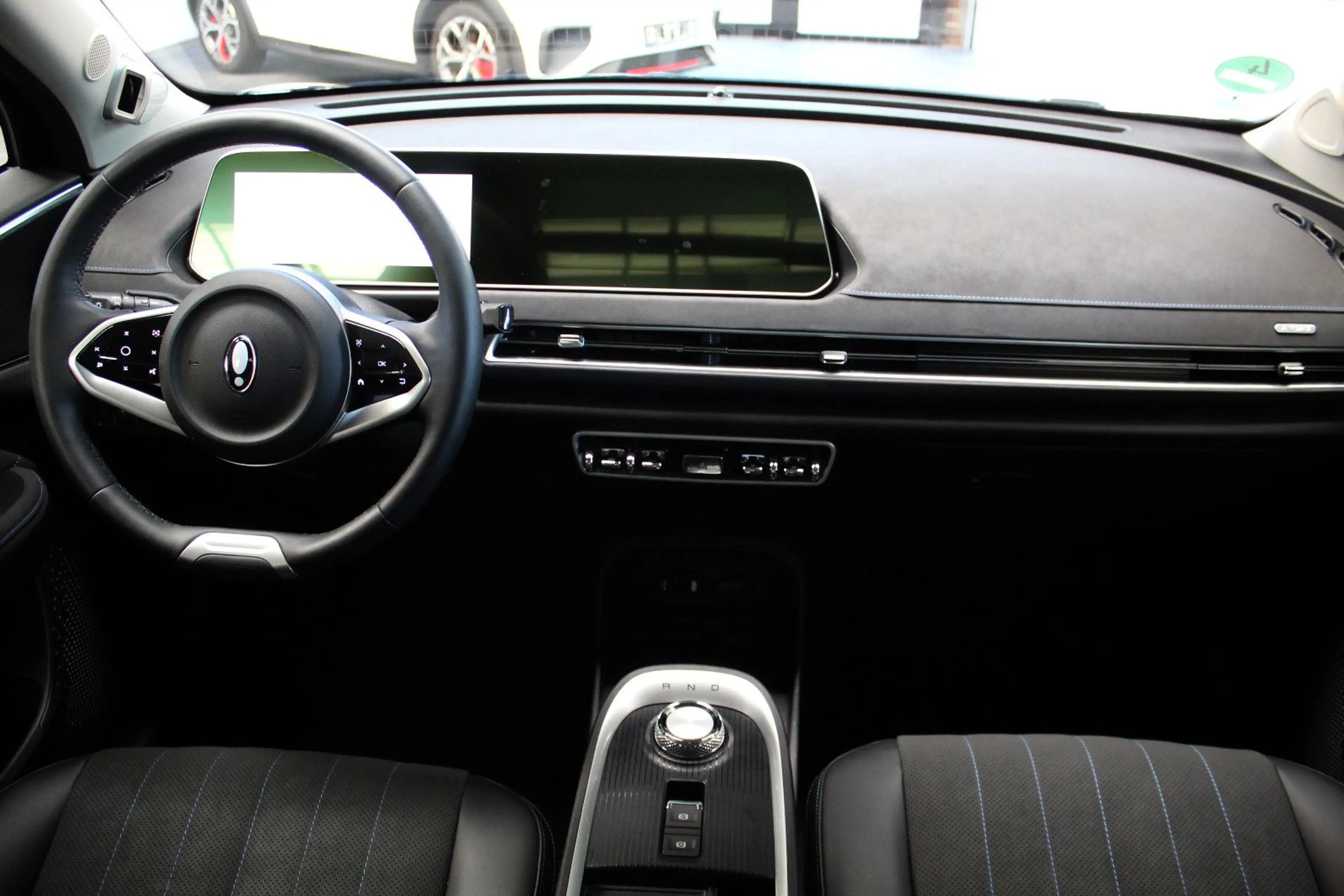 GWM ORA 03 400 Pro+(elektr. Heckklappe, Pano-Dach) — photo 11