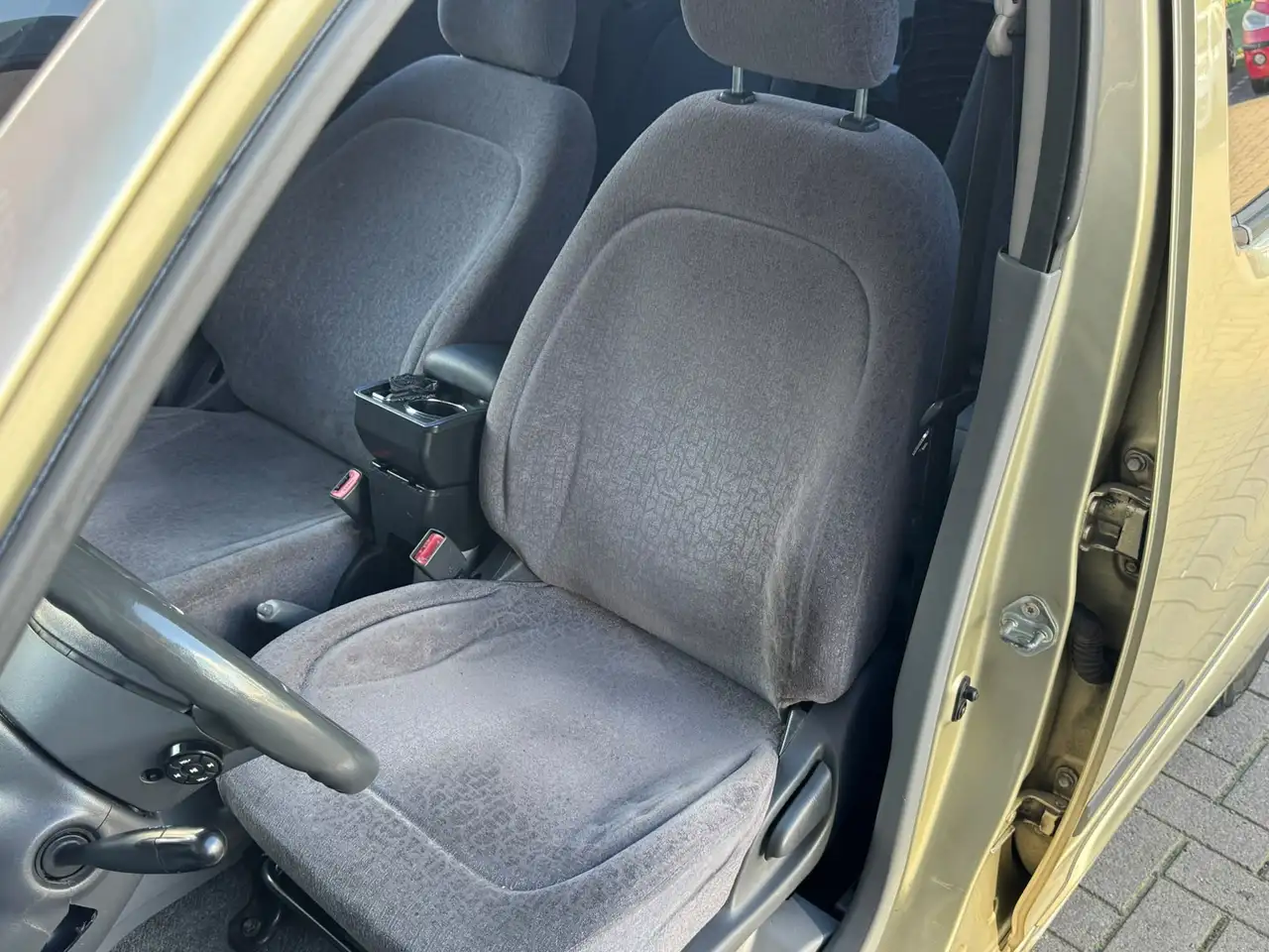 Toyota Yaris Verso 1.3-16V VVT-i Sol | Automaat | Airco, foto 11