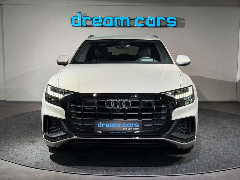 Audi Q8 55 TFSI e quattro / S-Line PLUS / Black Line / LU — photo 12