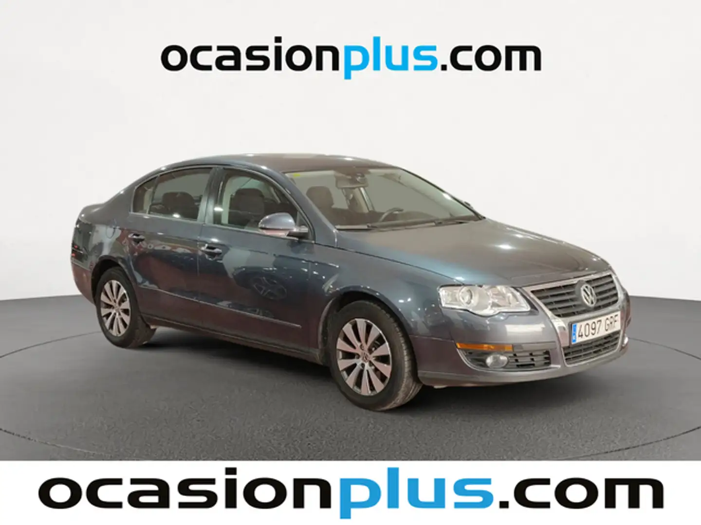 Volkswagen Passat 1.4TSI Edition Plus Gris - 2