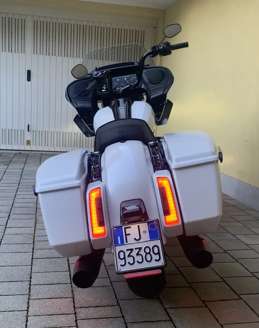 Harley-Davidson Road Glide Tour pack opzionale - Euro 1.500,00 Alb - 2