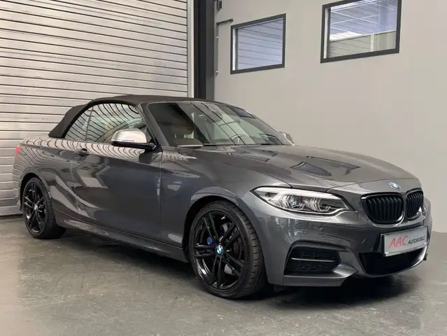 BMW 240 Cabrio/ Keyless-go/Navi/Vollleder