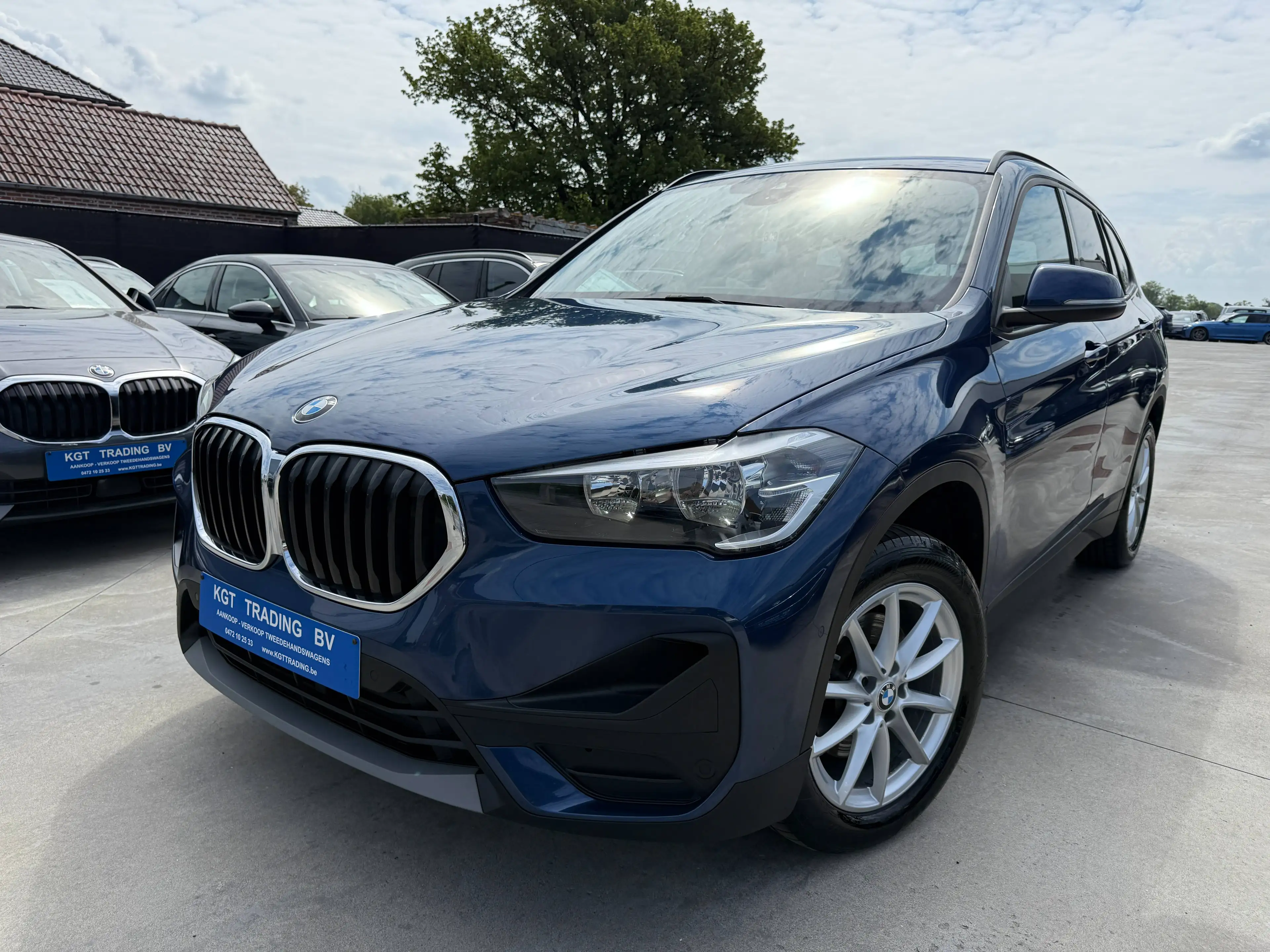 BMW X1 1.5i NAVIGATIE LEDER CAMERA HEAD-UP ZETELVERWARMING
