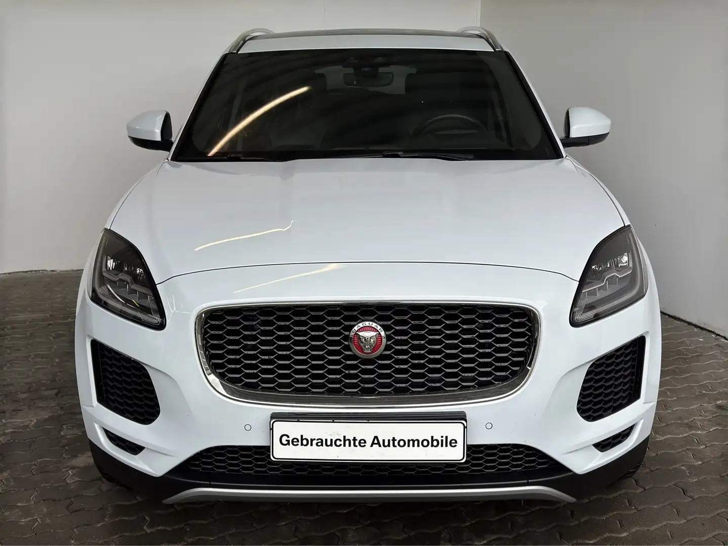 Jaguar E-Pace D180 AWD Navi.LED.Komfortzg.360°.HotSp Weiß - 1