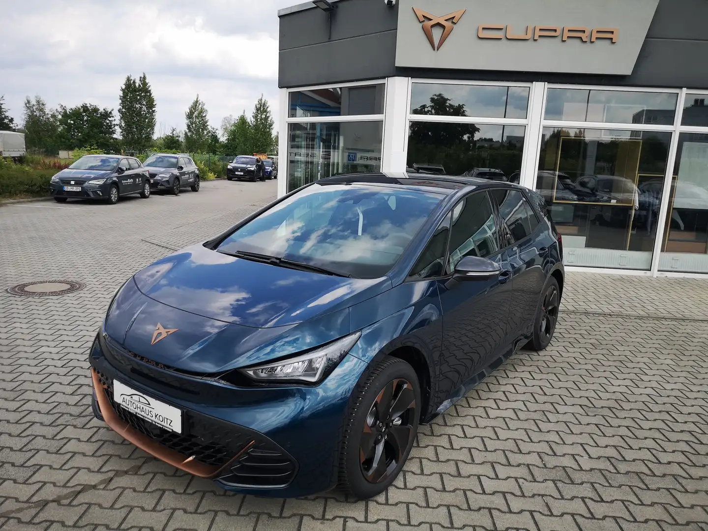 CUPRA Born 170 kW (231PS) 60kWh AAC ACC Allwetter SHZ Kamera Bleu - 1