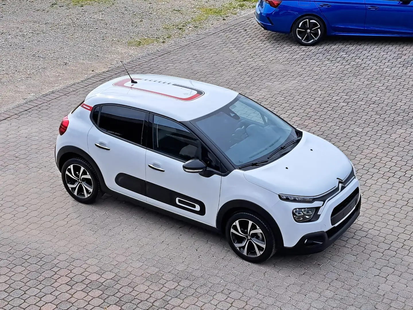 Citroen C3 1200 PureTech 83CV Max 5 Porte (OK NEOPATENTATI) Bianco - 1