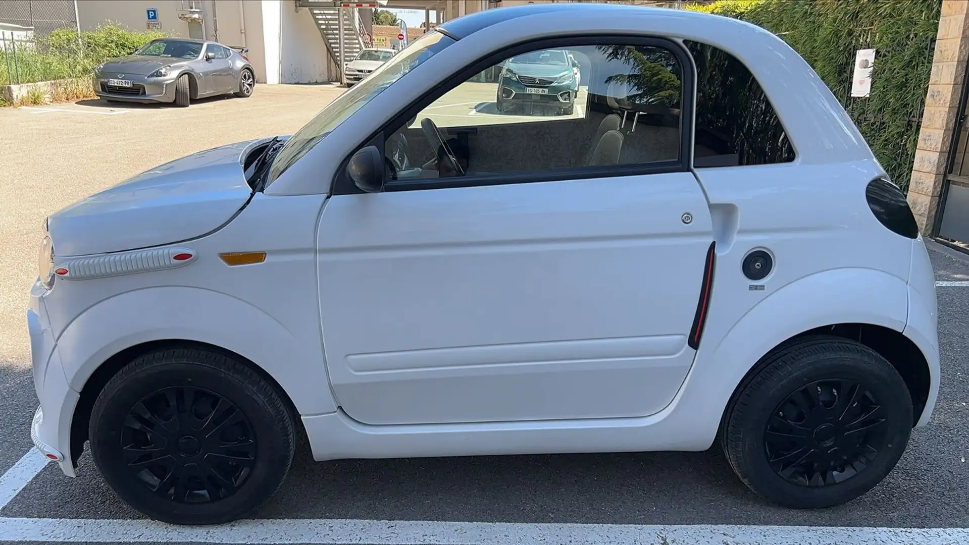 Microcar Due 0.49 dCi 8 Dynamique Weiß - 2