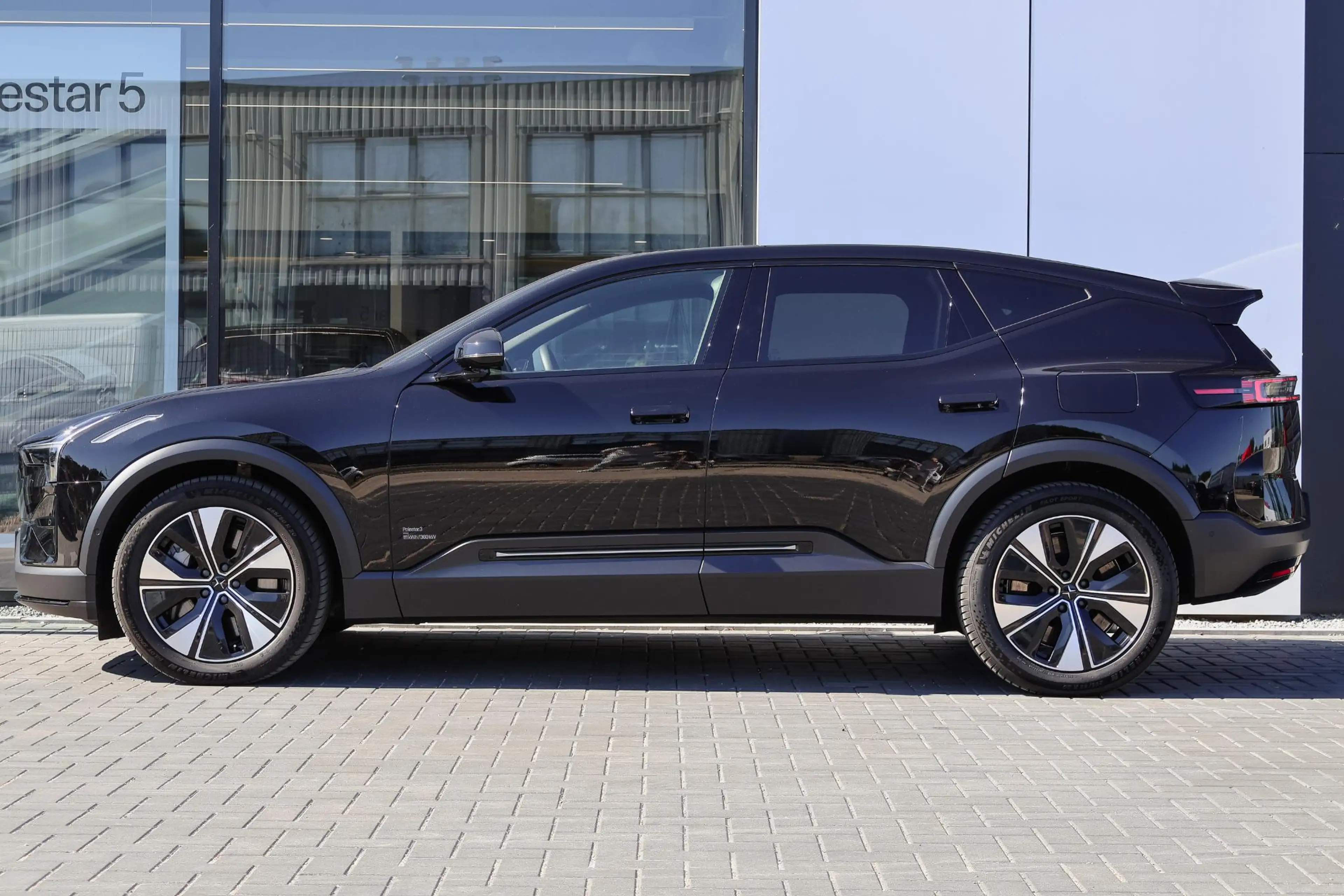 Polestar 3 Long range Single motor Pilot Plus 111 kWh | Adapt — photo 3