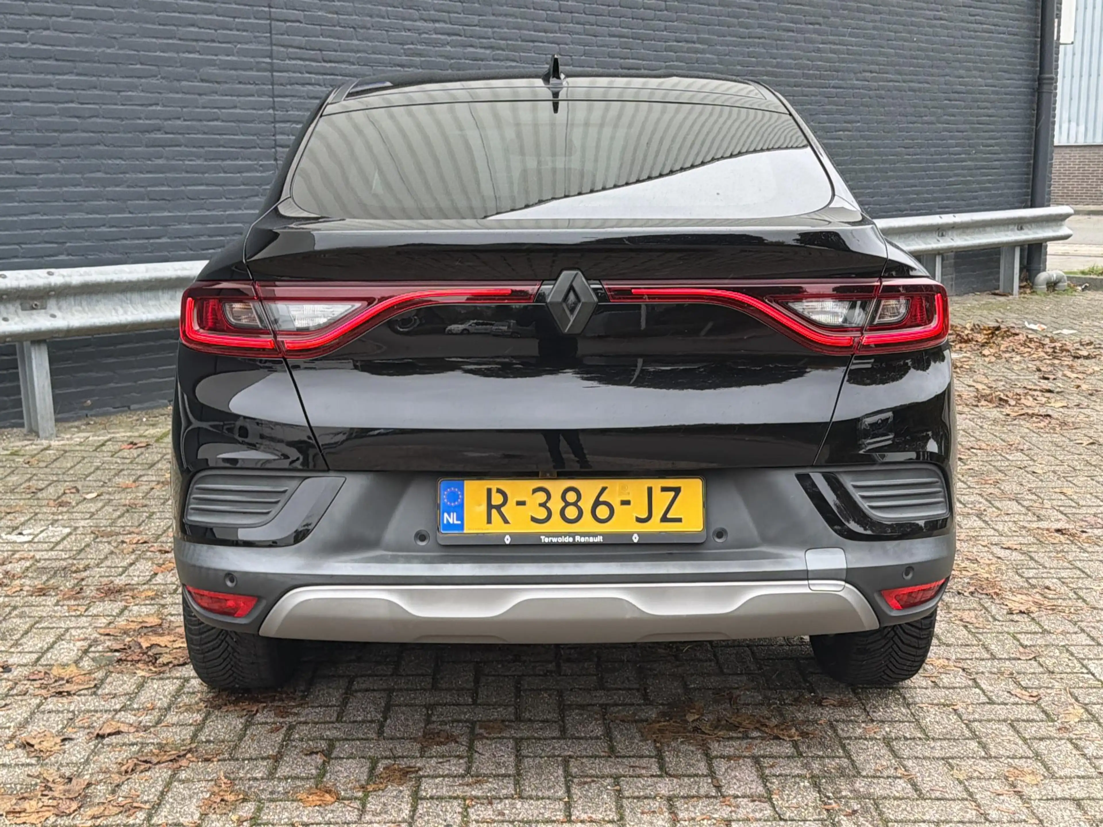 Renault Arkana 1.6 E-Tech Hybrid 145 Intens | €10.700,- | — photo 5