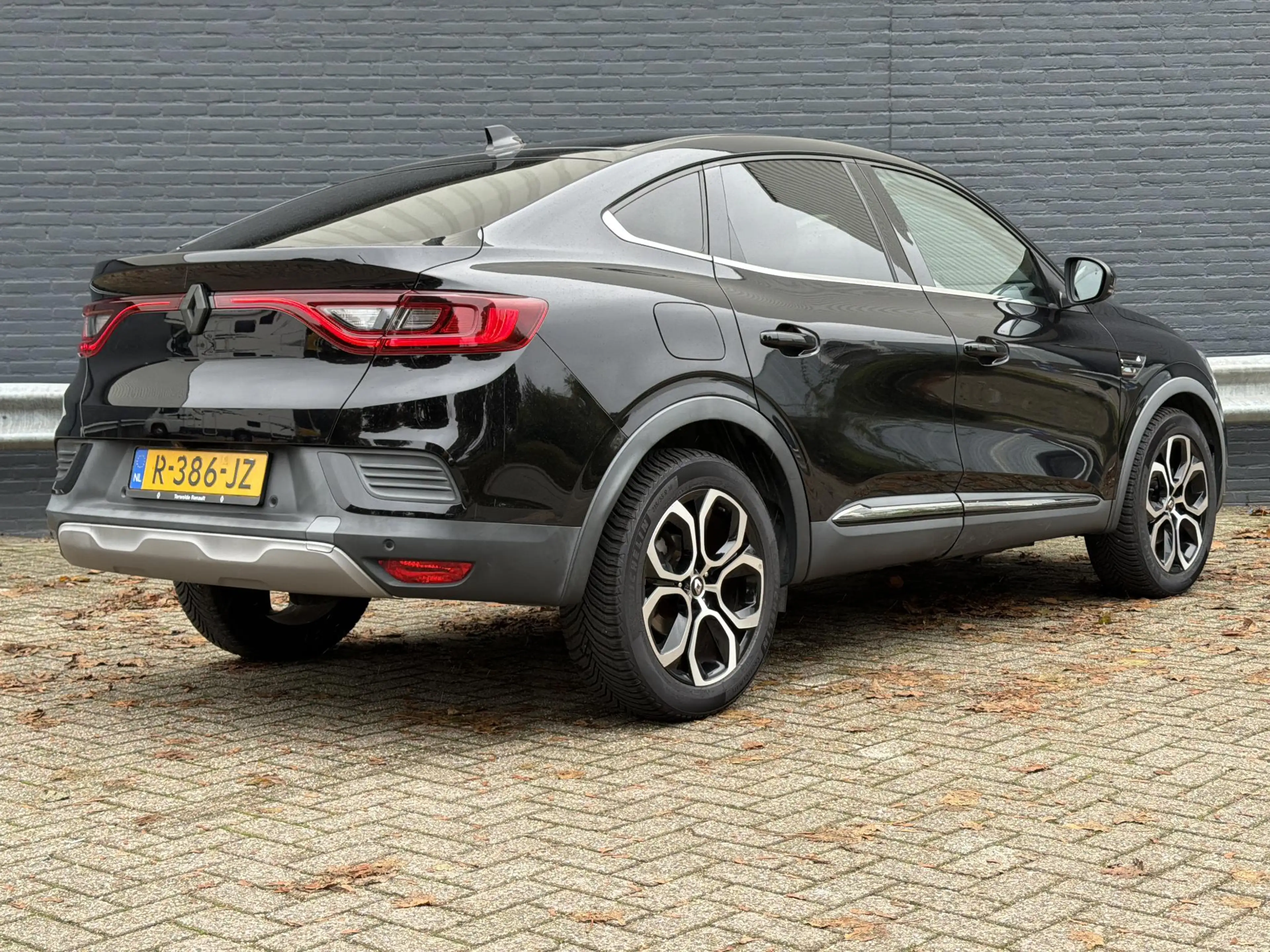 Renault Arkana 1.6 E-Tech Hybrid 145 Intens | €10.700,- | — photo 4