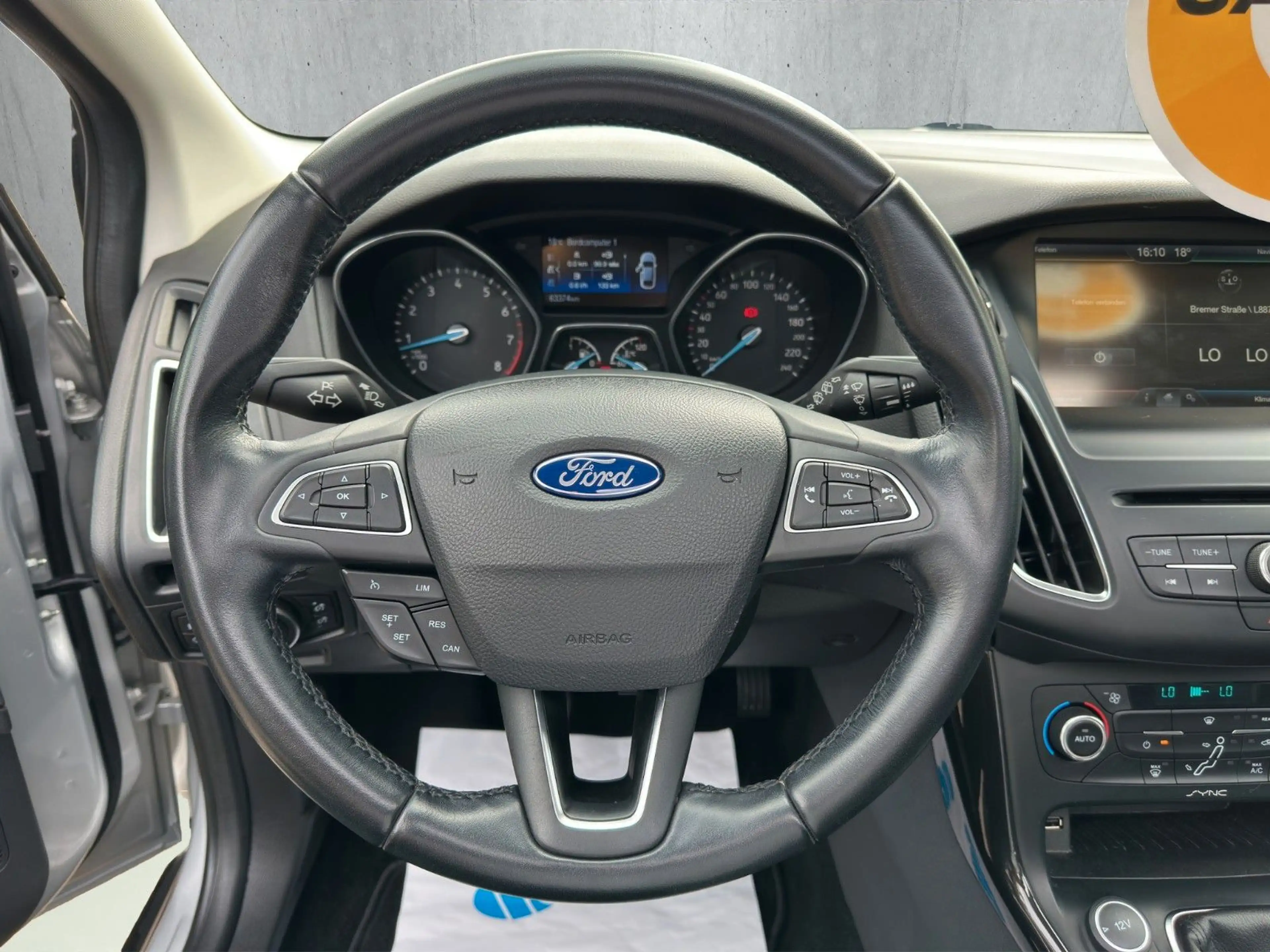 Ford Focus 1,0 EcoBoost Titanium* 63Tkm * Navi* SD * — photo 6