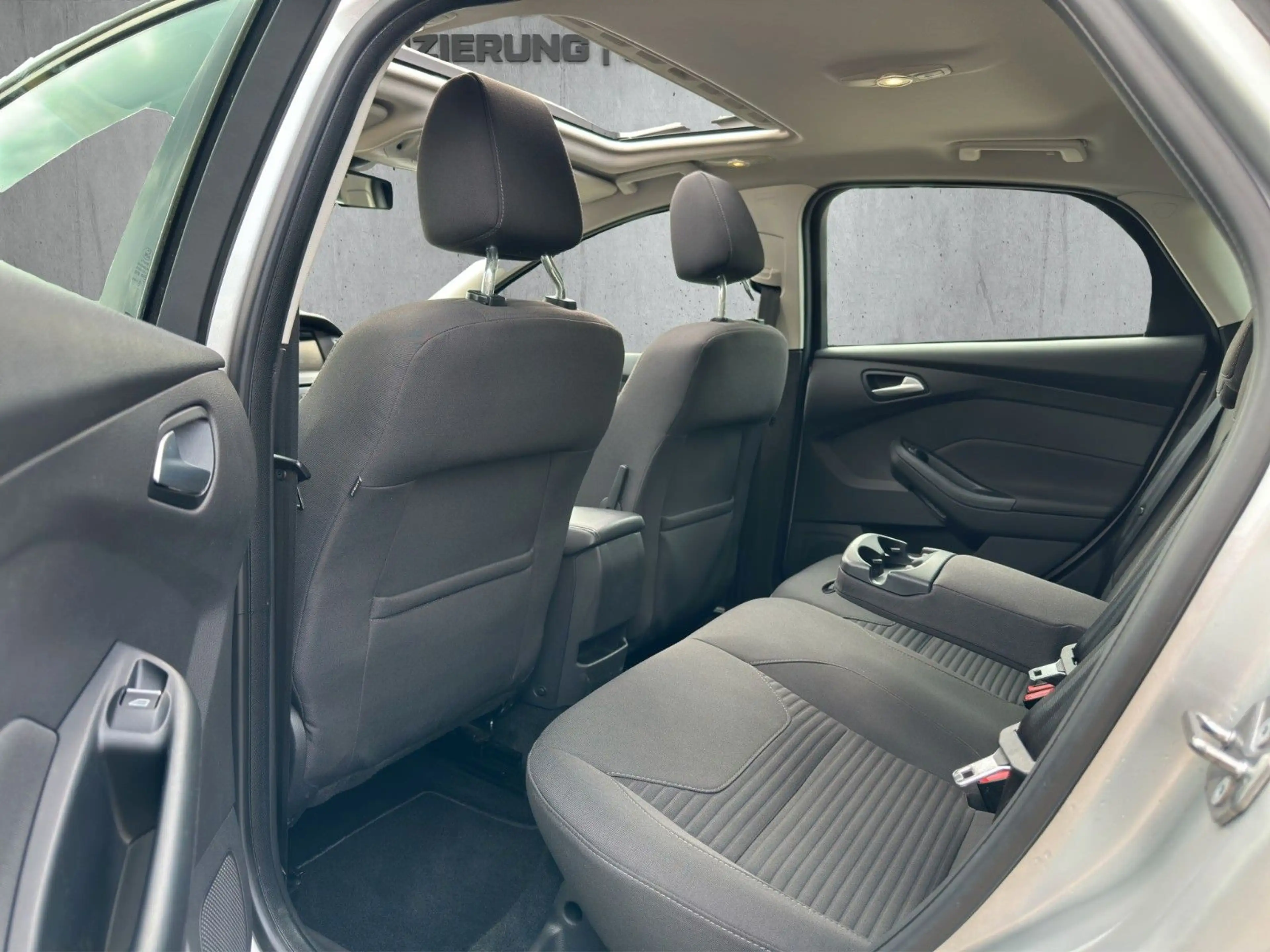 Ford Focus 1,0 EcoBoost Titanium* 63Tkm * Navi* SD * — photo 12
