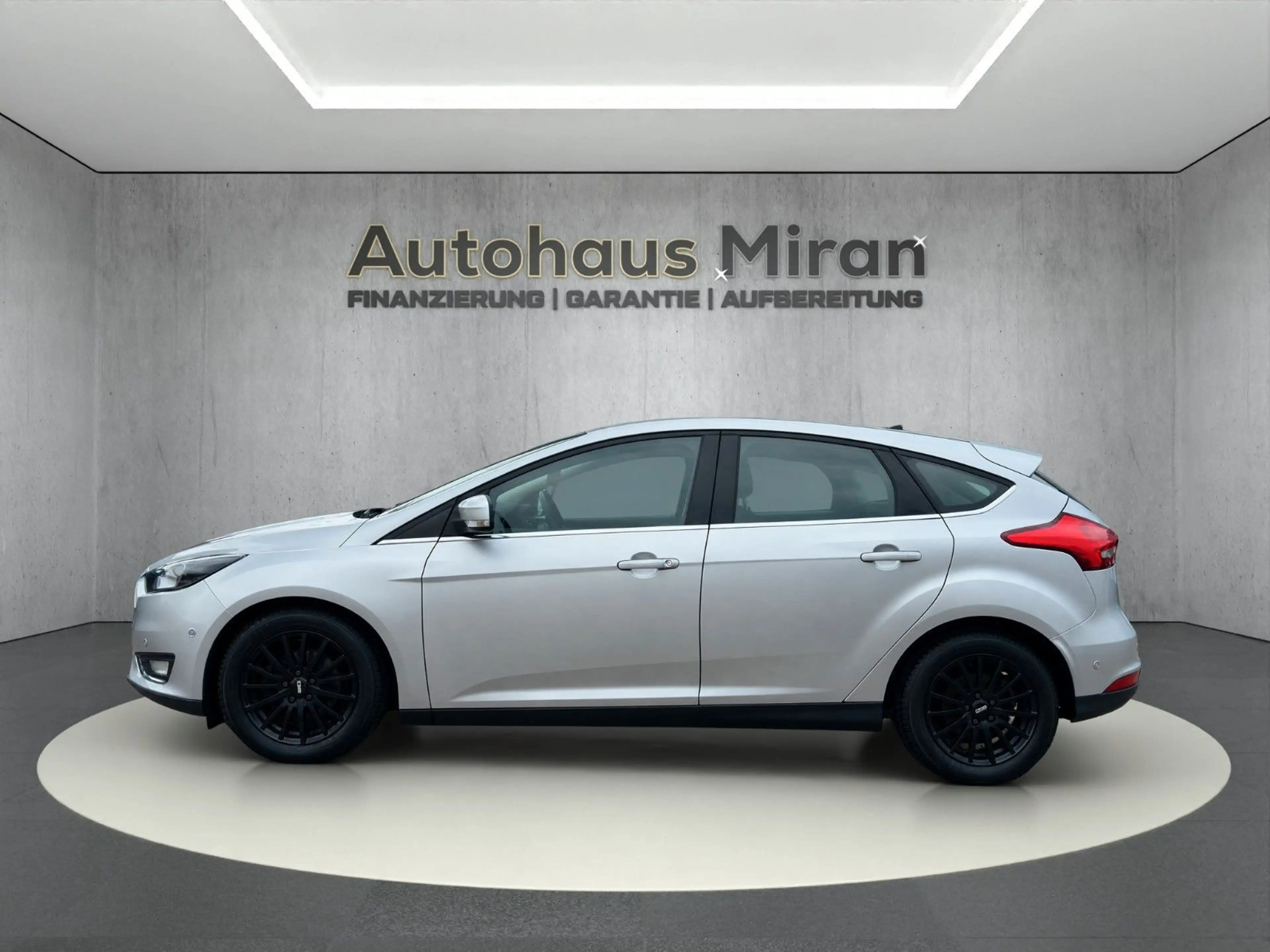 Ford Focus 1,0 EcoBoost Titanium* 63Tkm * Navi* SD * — photo 11