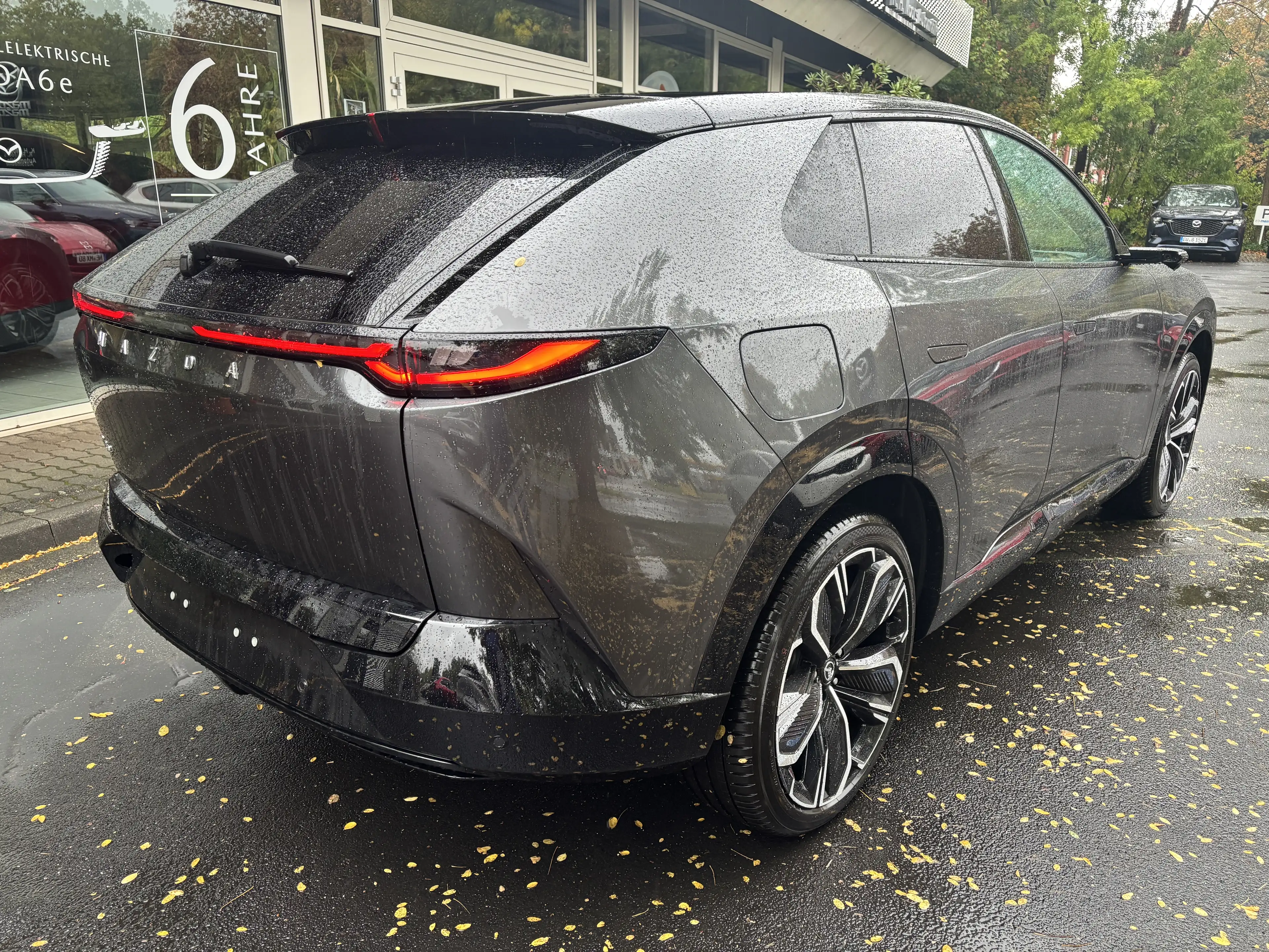 Mazda CX-6e Takumi Plus EV 258PS RWD — photo 4