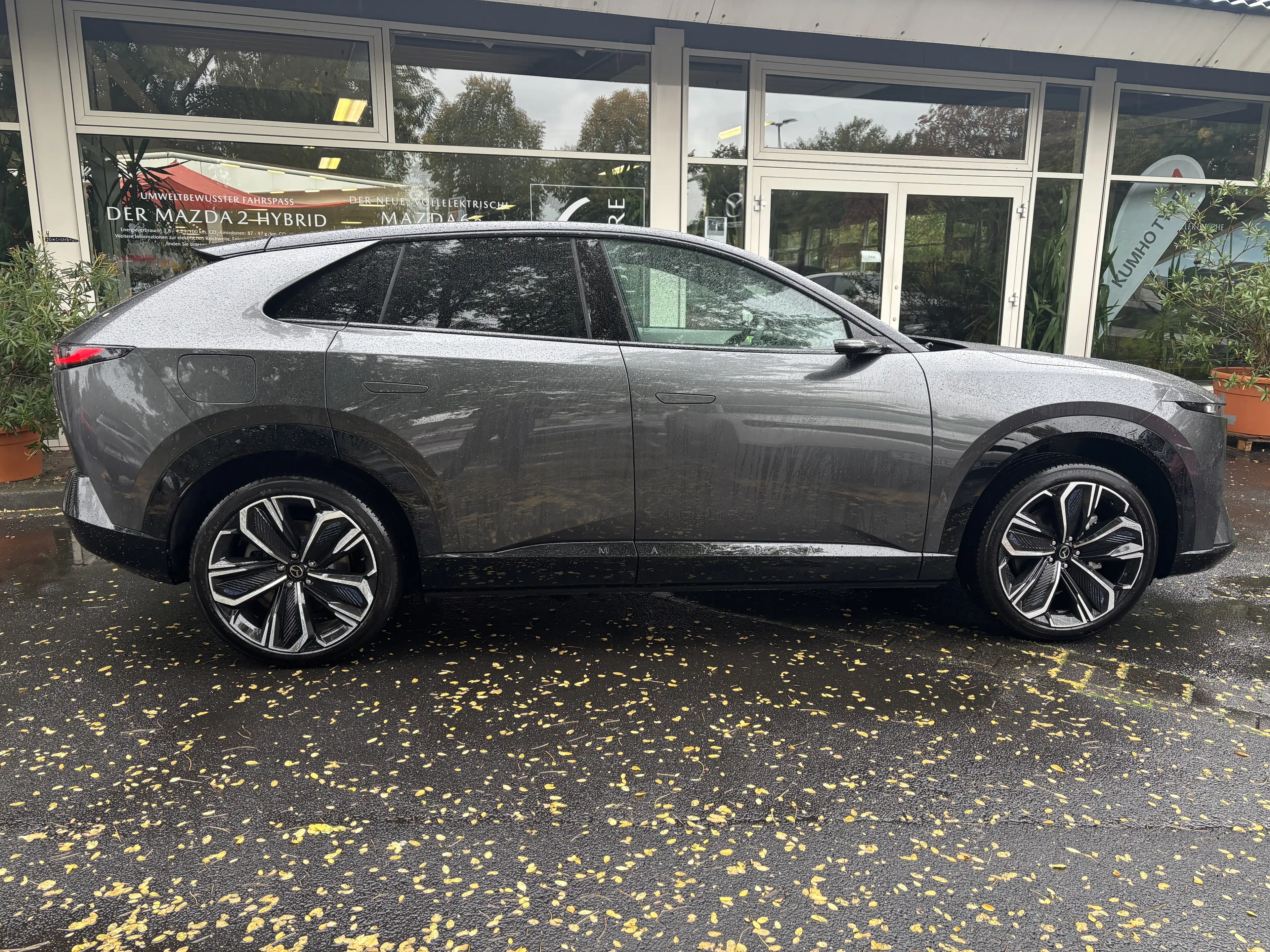 Mazda CX-6e Takumi Plus EV 258PS RWD — photo 5