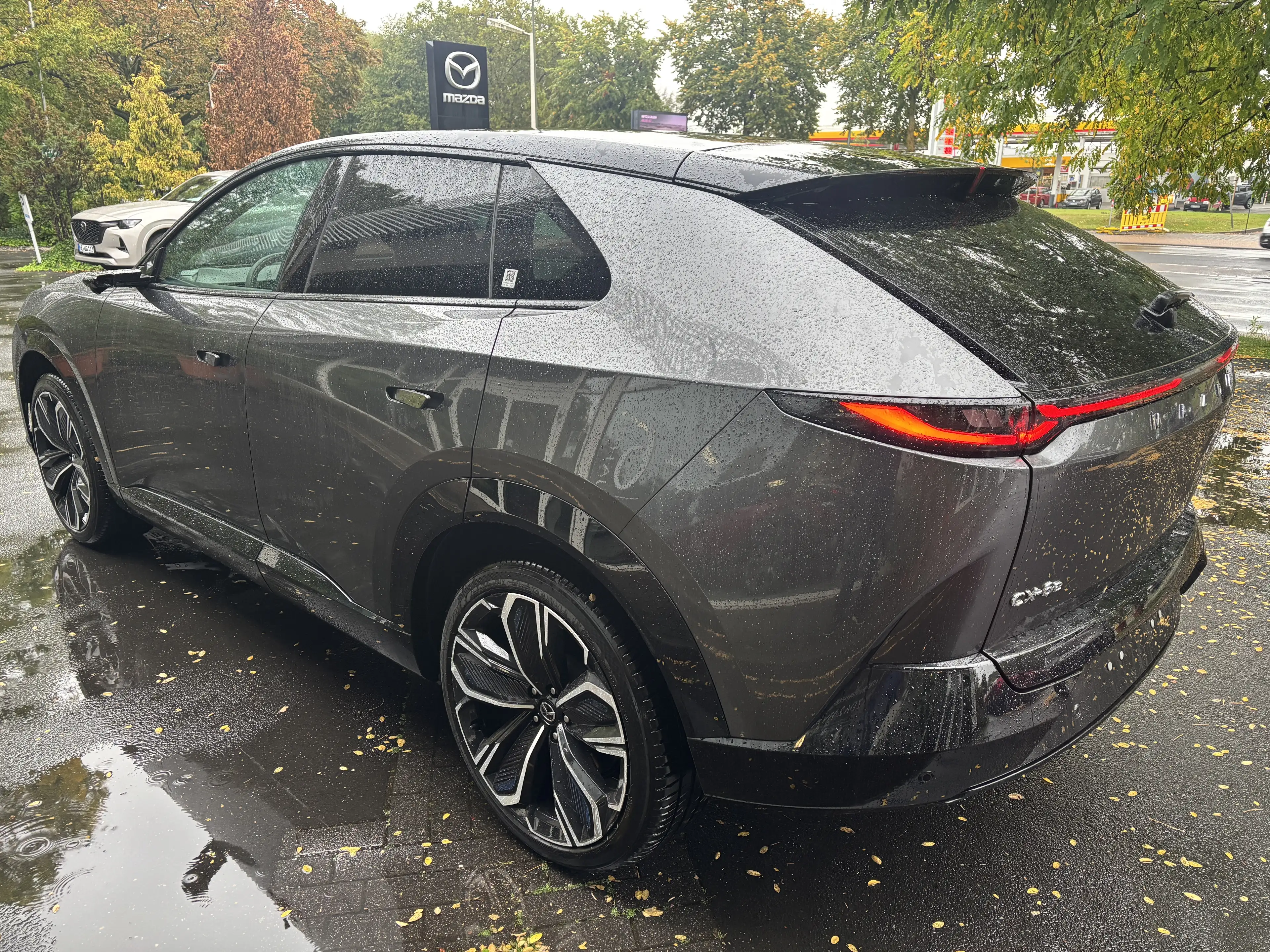 Mazda CX-6e Takumi Plus EV 258PS RWD — photo 3
