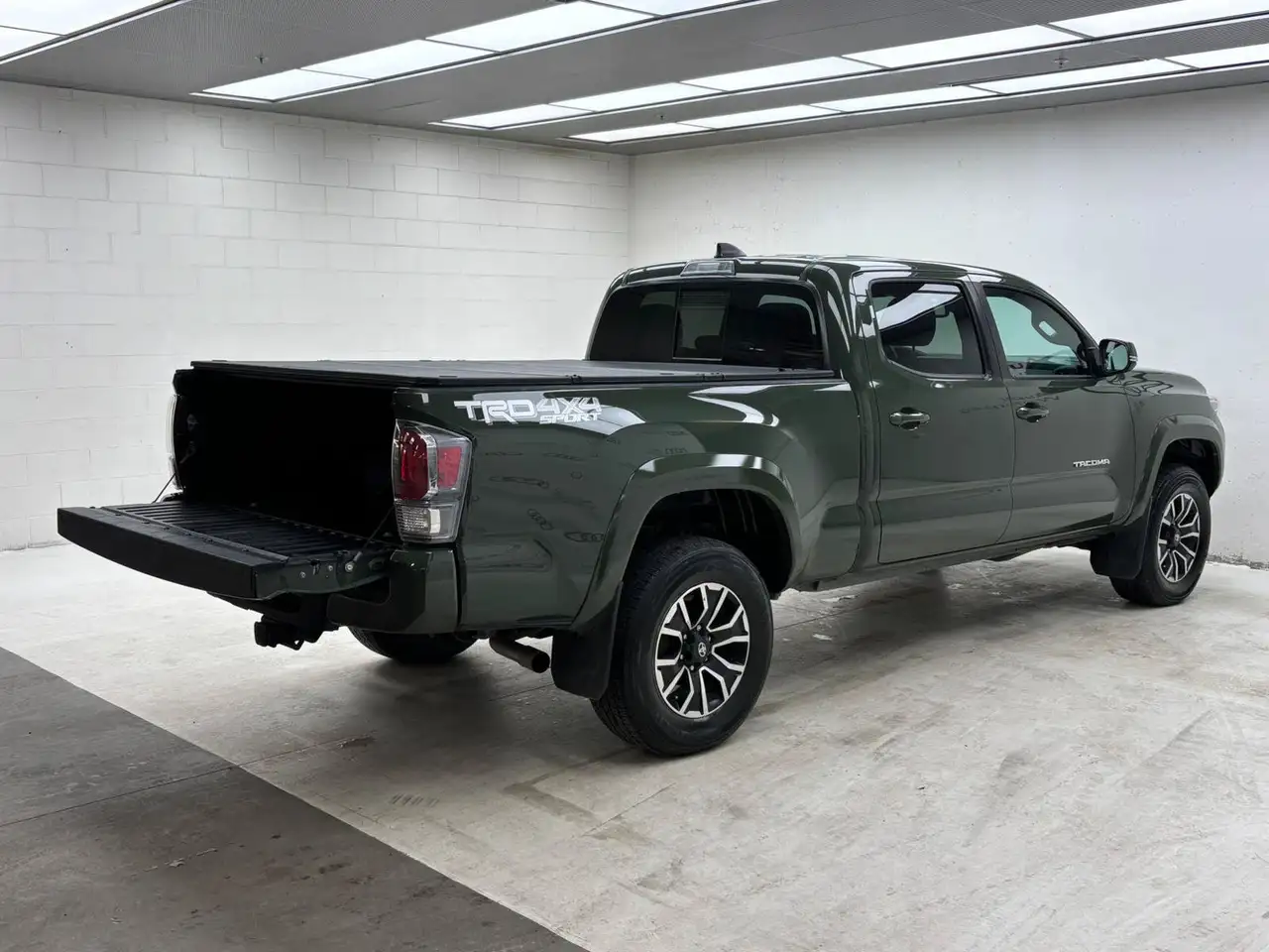 Toyota Tacoma снимка Toyota Tacoma