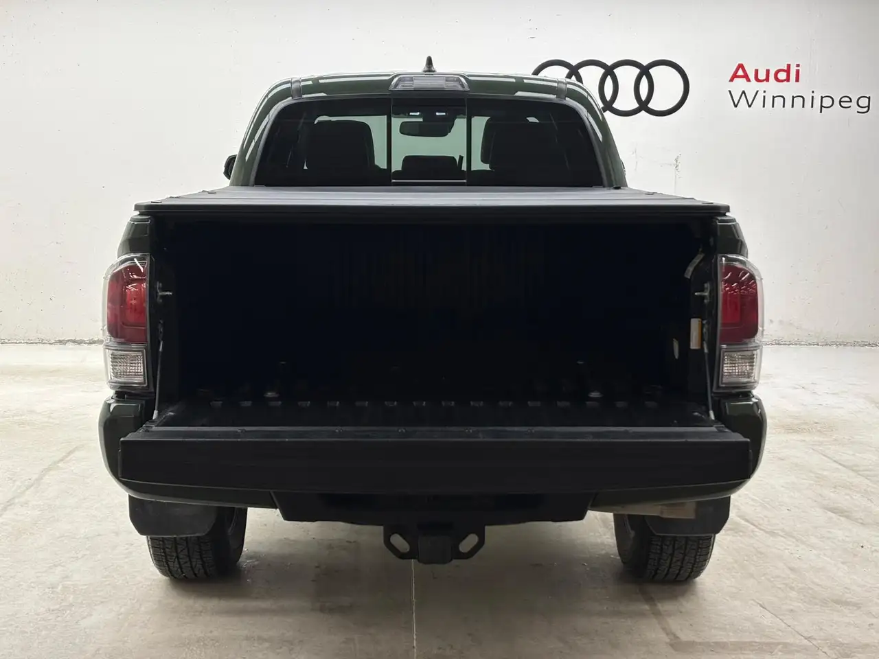 Toyota Tacoma снимка Toyota Tacoma