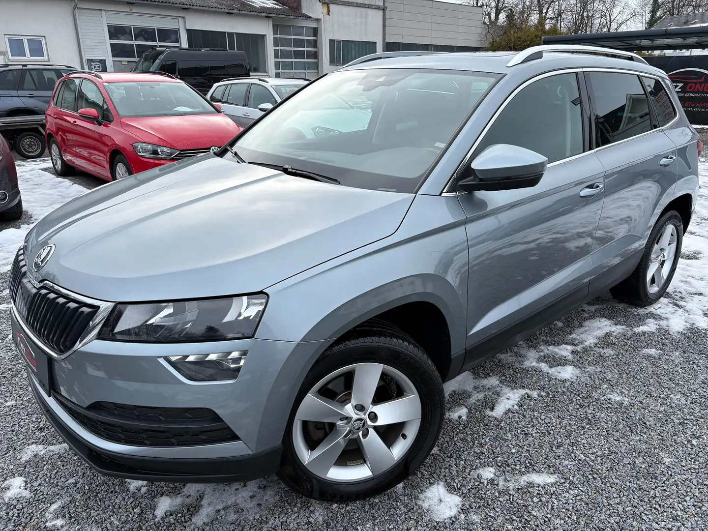 Skoda Karoq Karoq 2,0 TDI SCR 4x4 Style DSG*1.BESITZ*AHK Grau - 1