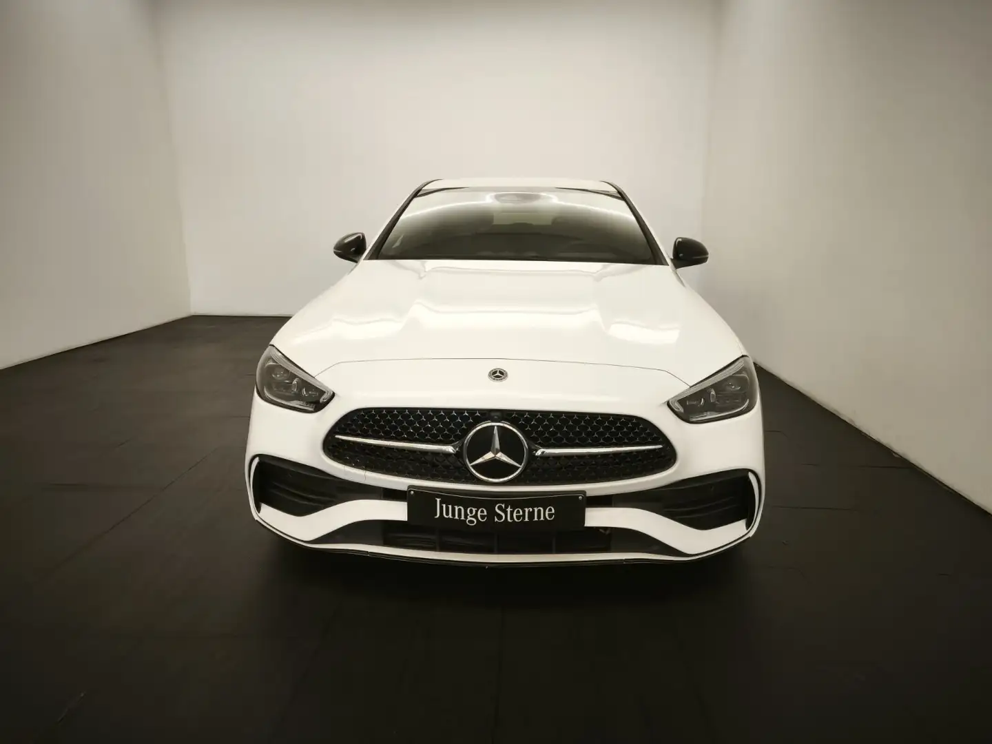 Mercedes-Benz C 220 C 220 d AMG Edition Night 360° Distronic AHK Navi Weiß - 2