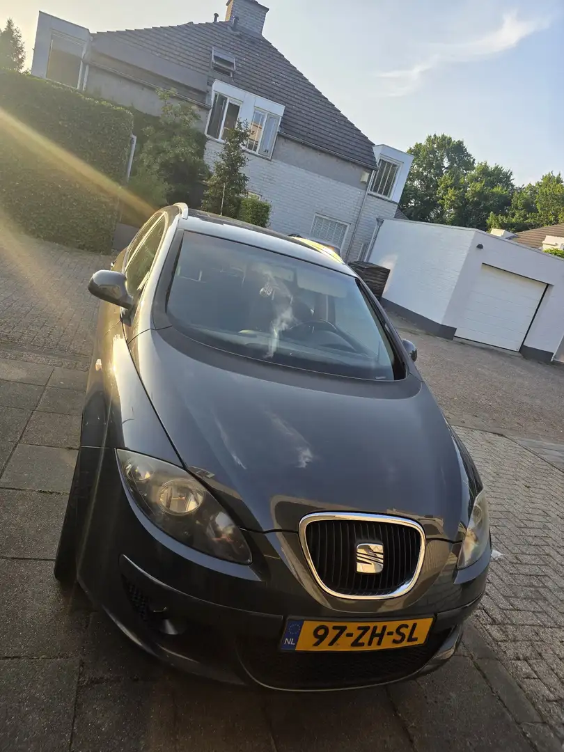 SEAT Altea XL 1.8 TFSI Stylance Gris - 1