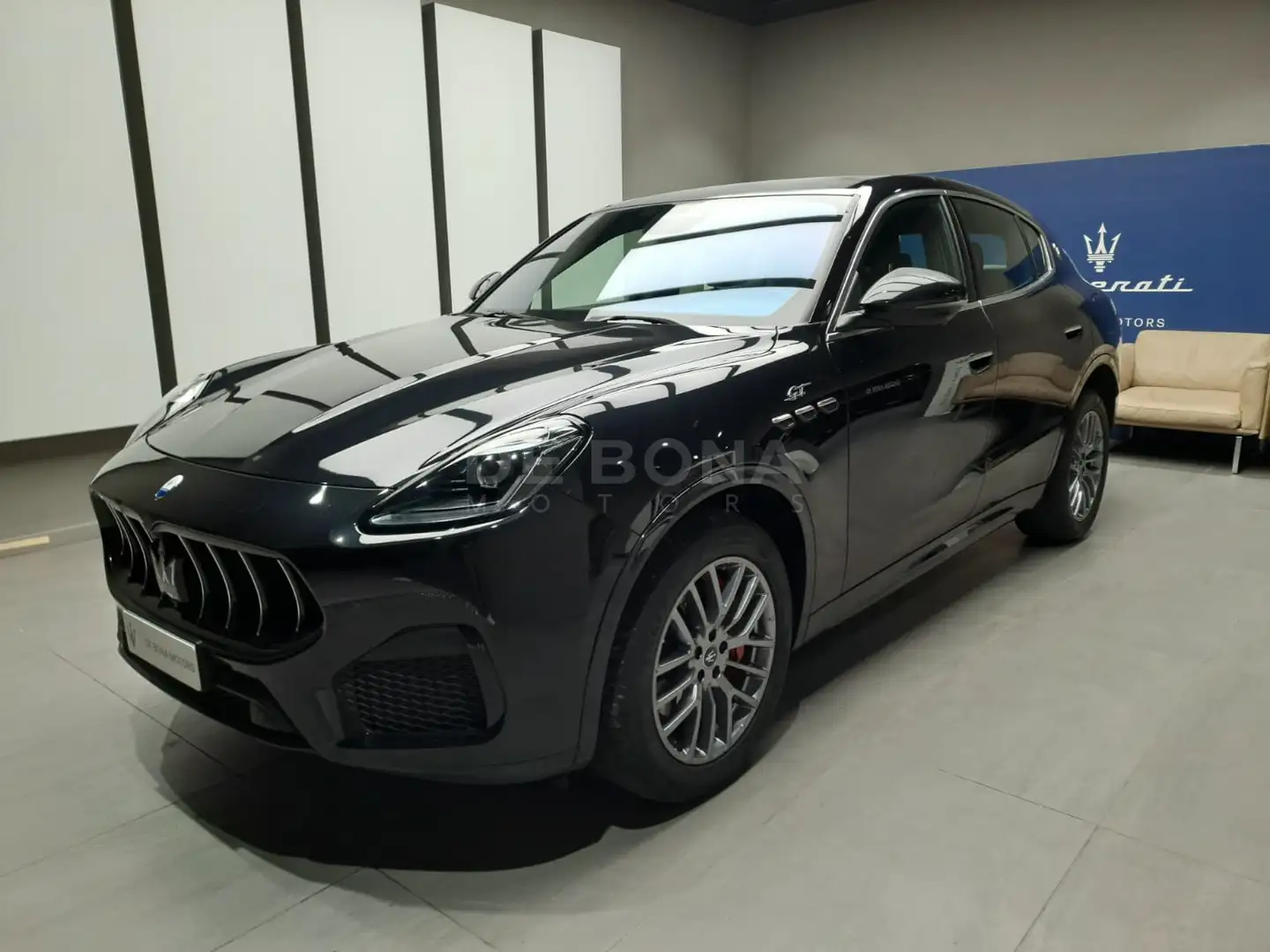 Maserati Grecale 2.0 mhev gt 250cv auto Nero - 1